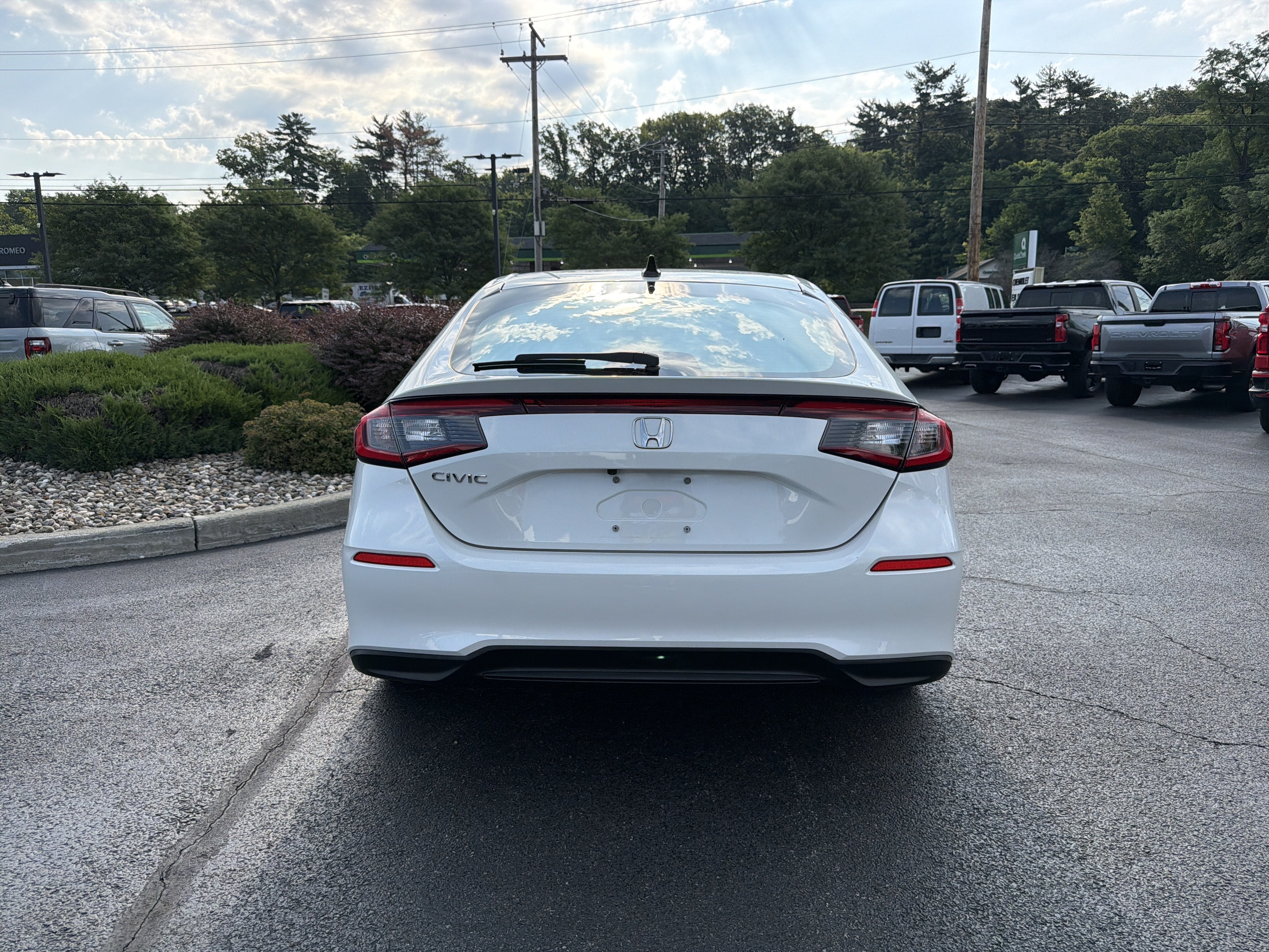 2024 Honda Civic Hatchback EX-L
