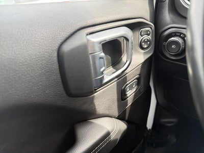 2023 Jeep Wrangler 4-Door Sahara 4x4