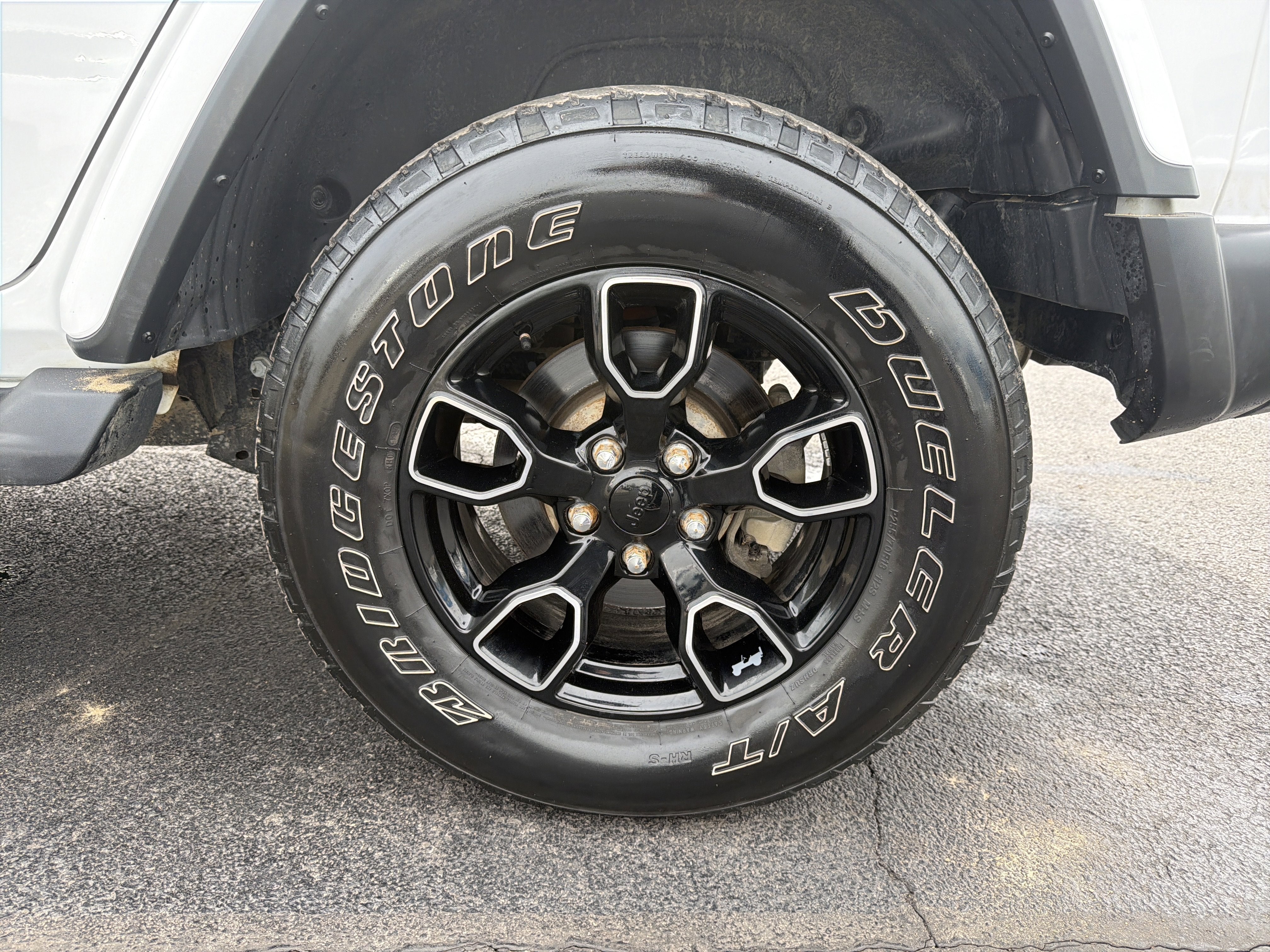 2023 Jeep Wrangler 4-Door Sahara 4x4