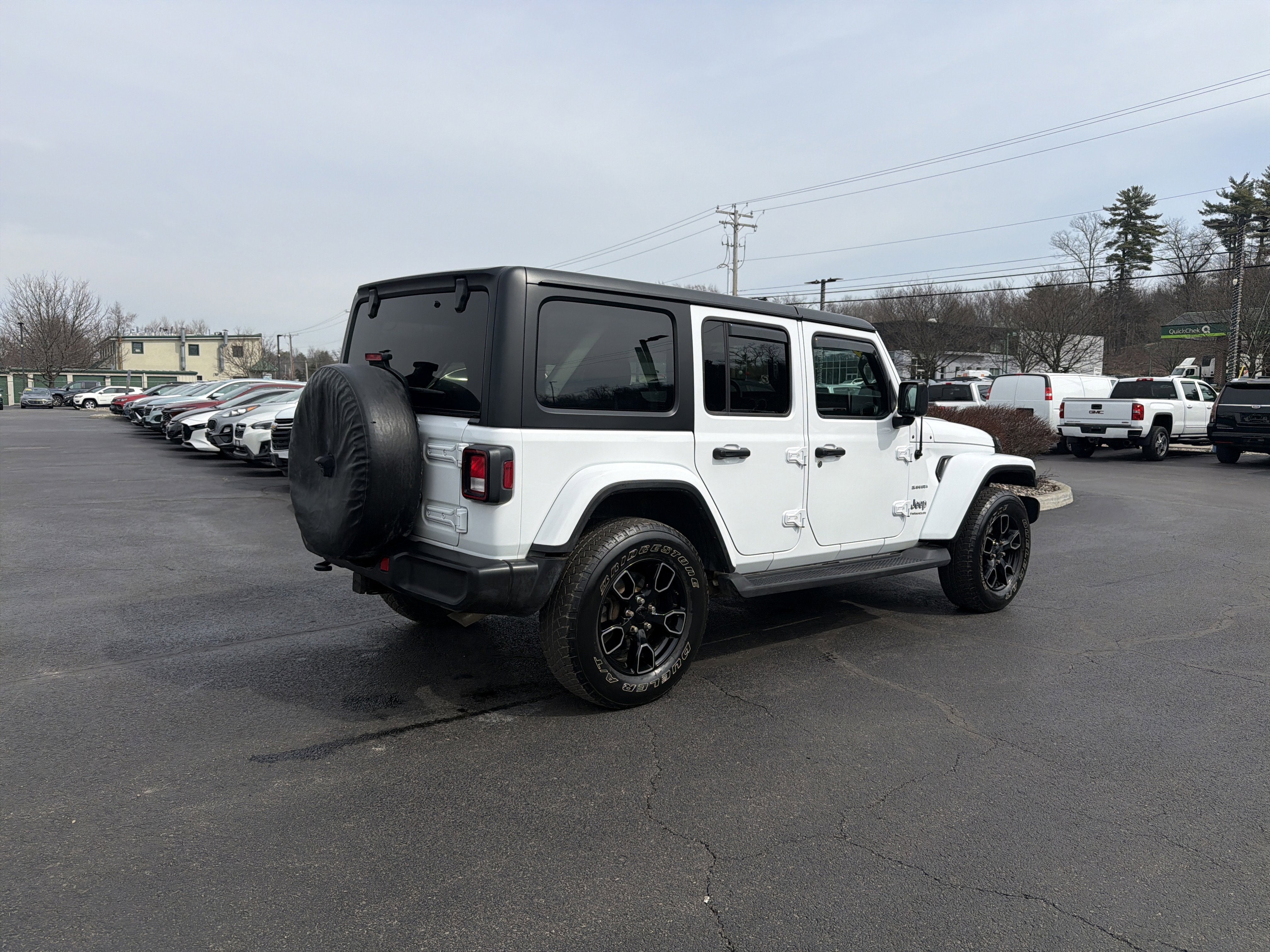 2023 Jeep Wrangler 4-Door Sahara 4x4