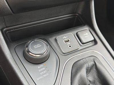 2022 Jeep Cherokee Latitude Lux 4x4