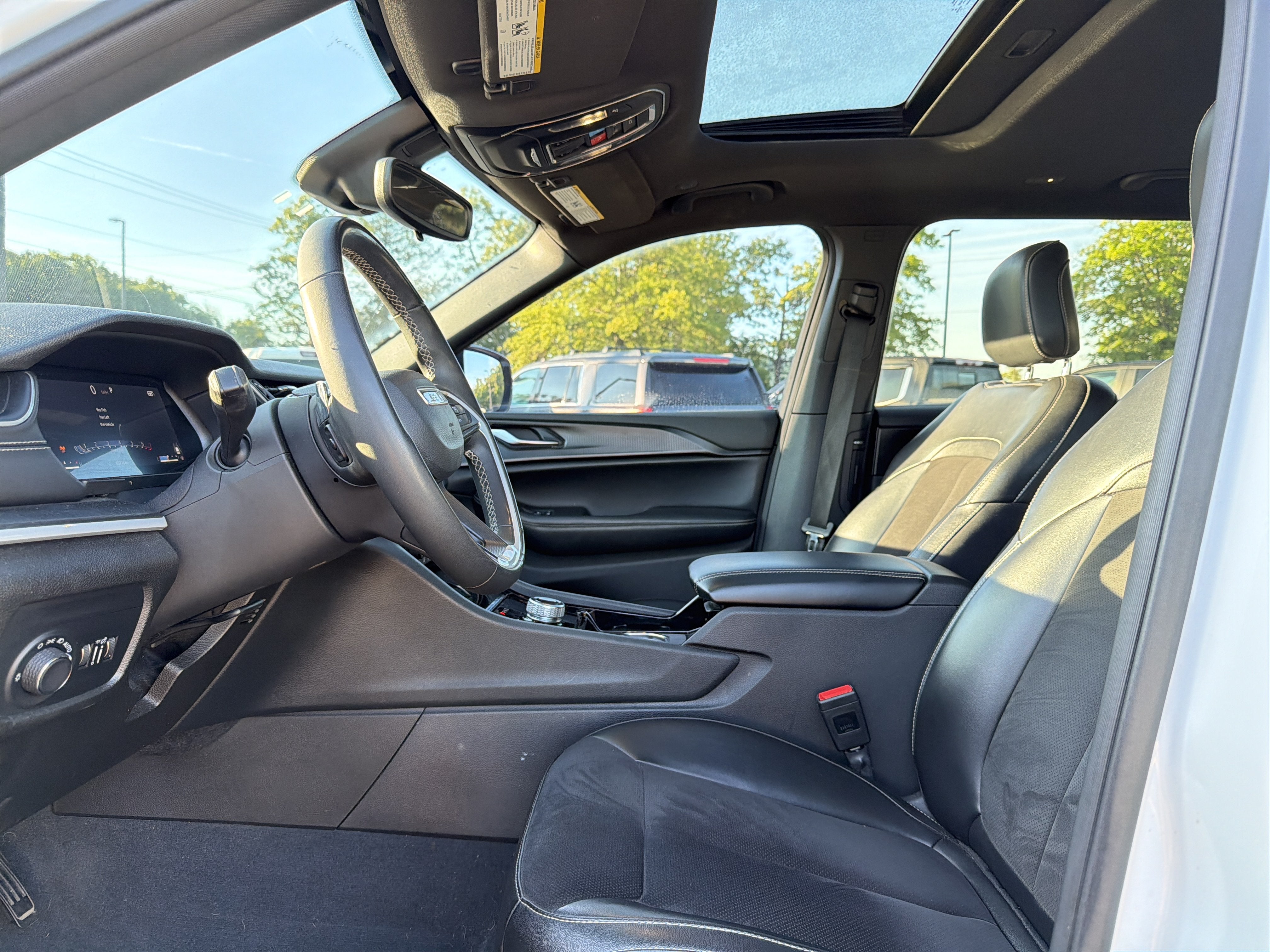 2023 Jeep Grand Cherokee L Altitude 4x4