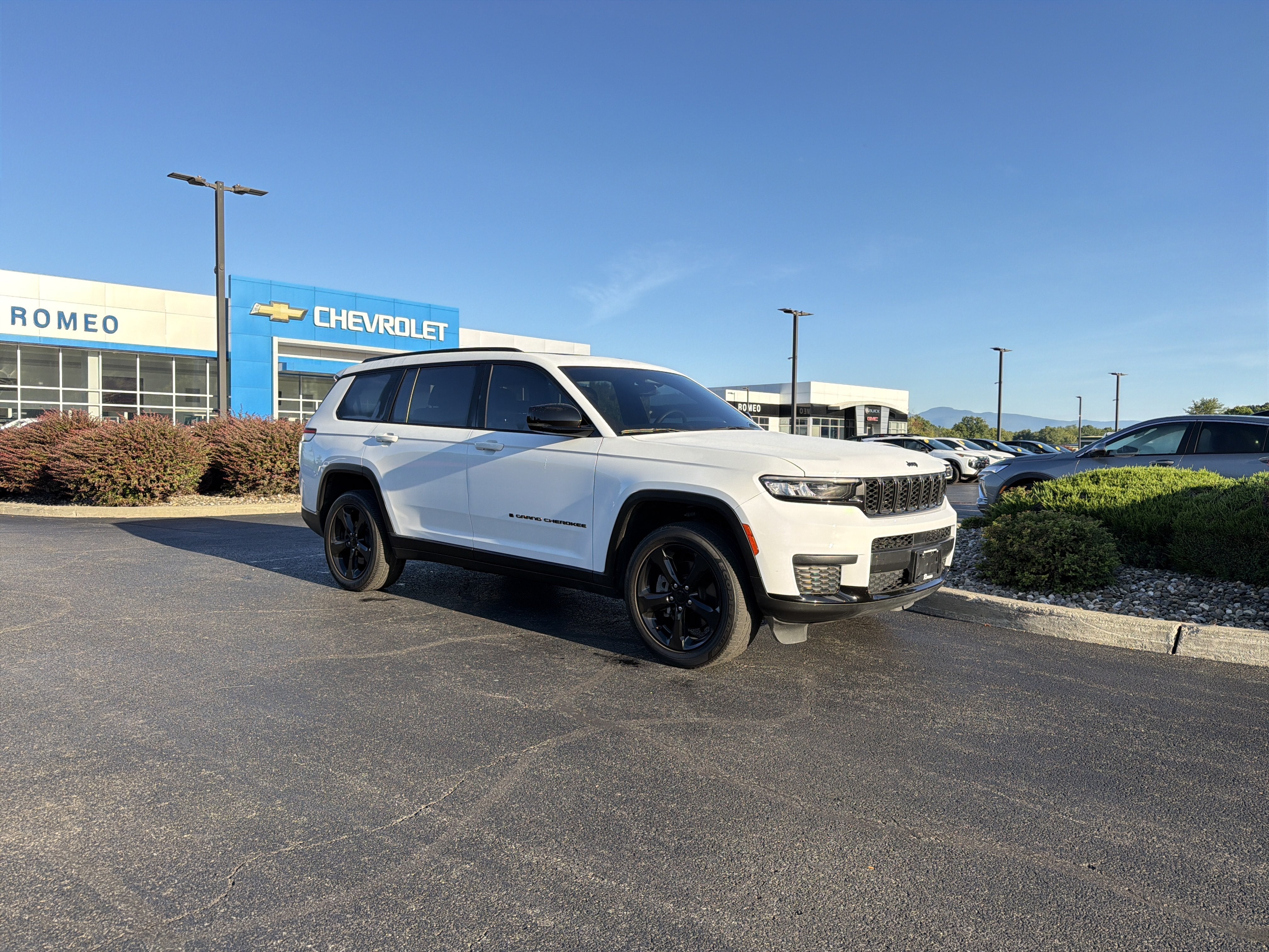 2023 Jeep Grand Cherokee L Altitude 4x4