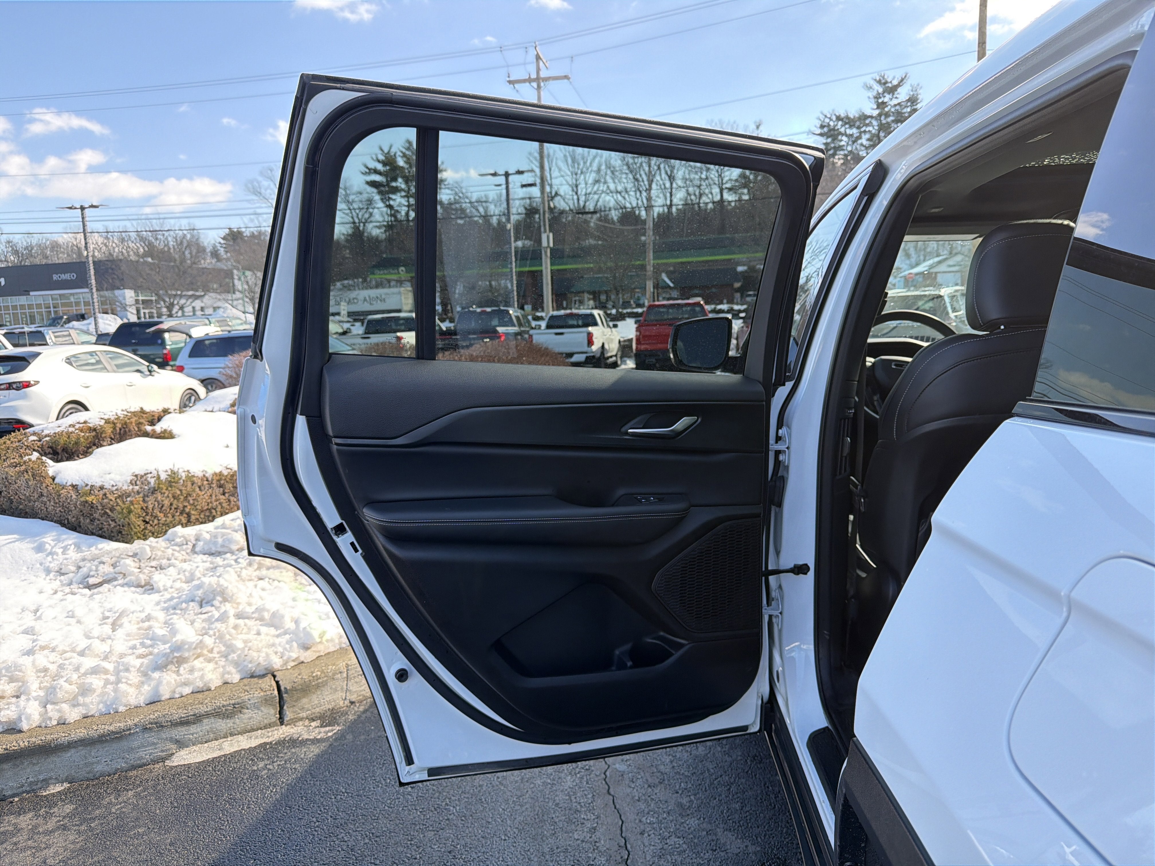 2025 Jeep Grand Cherokee L Altitude X 4x4