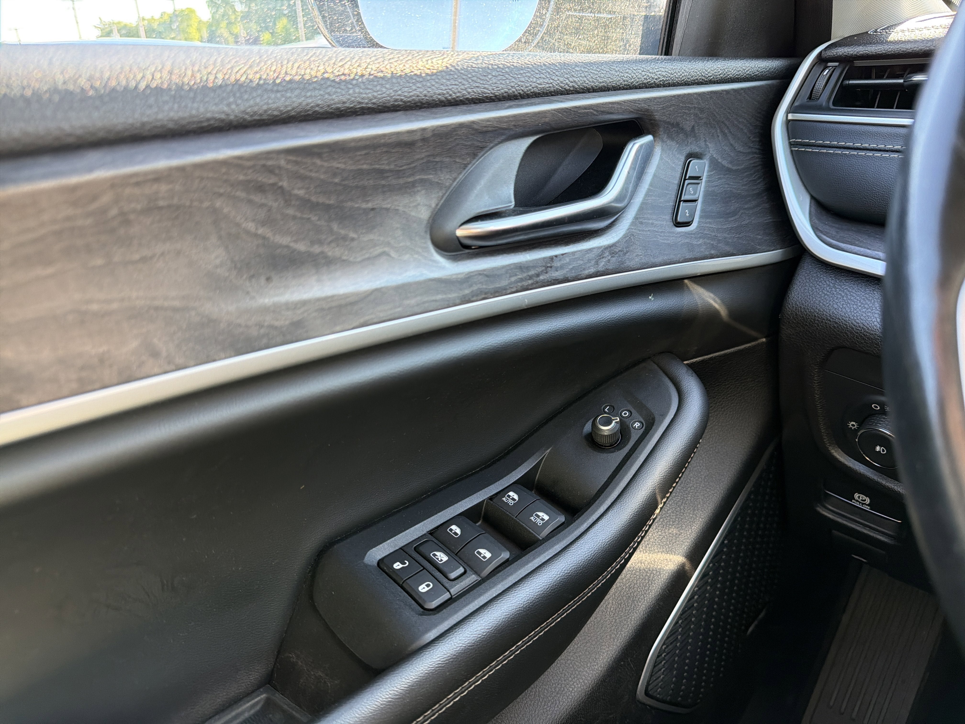 2021 Jeep Grand Cherokee L Limited 4x4