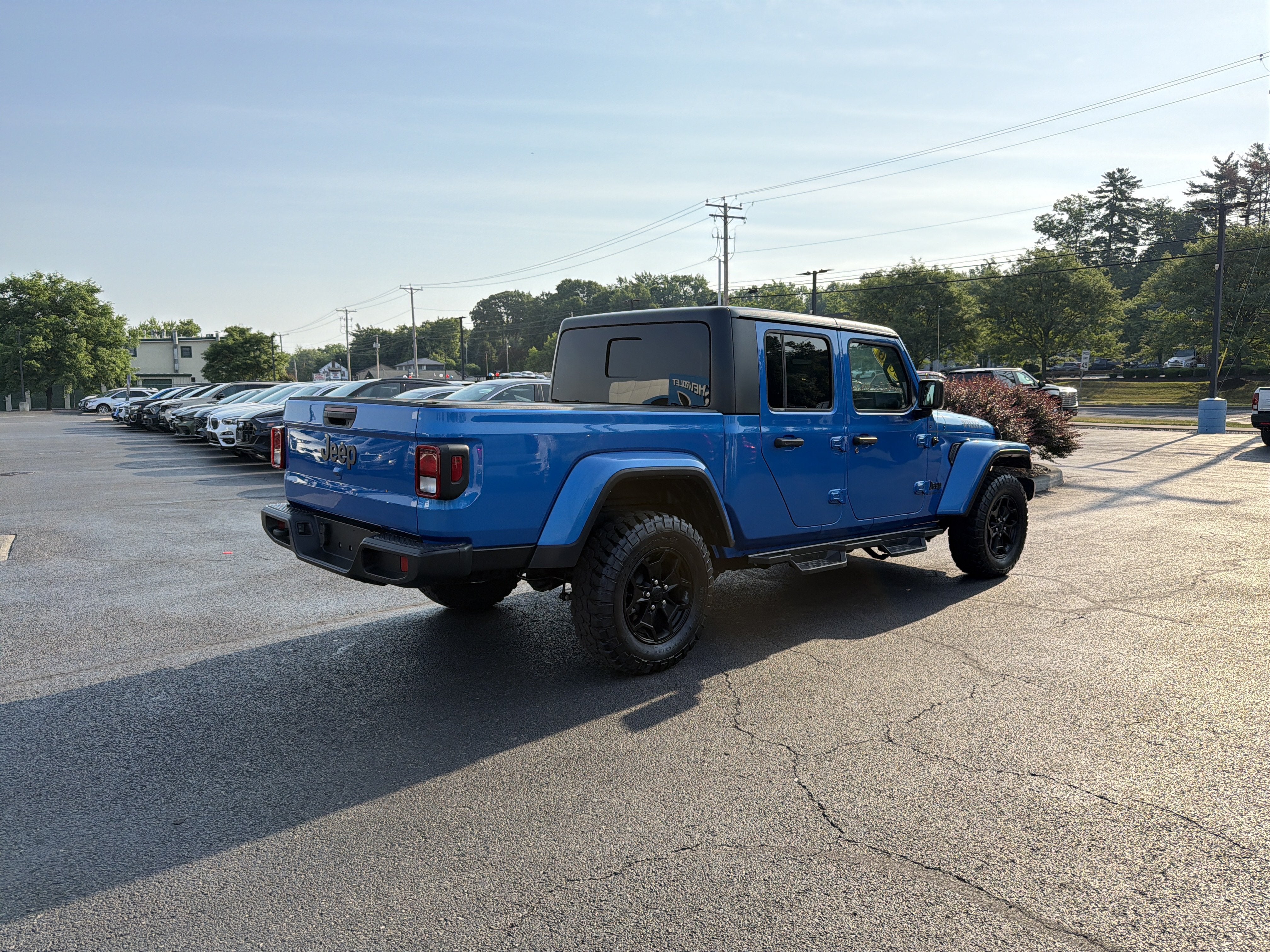 2023 Jeep Gladiator Willys 4x4