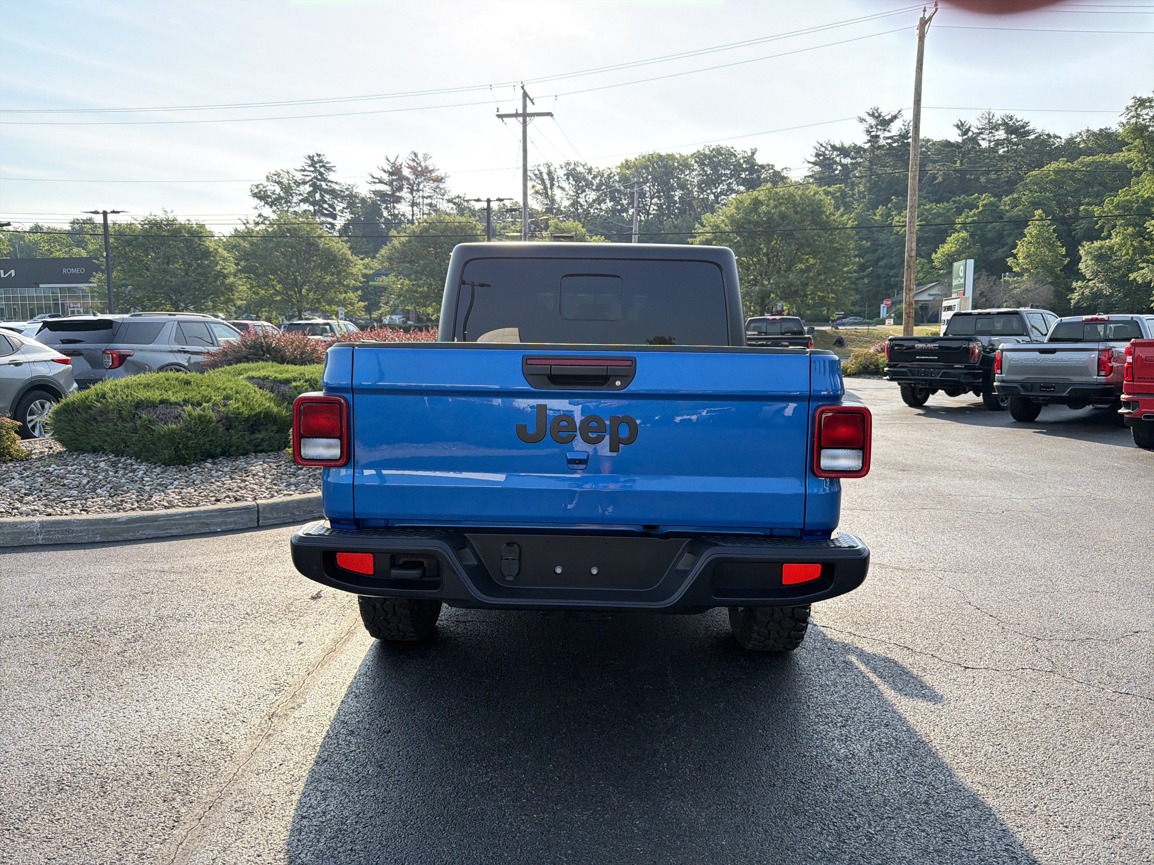 2023 Jeep Gladiator Willys 4x4