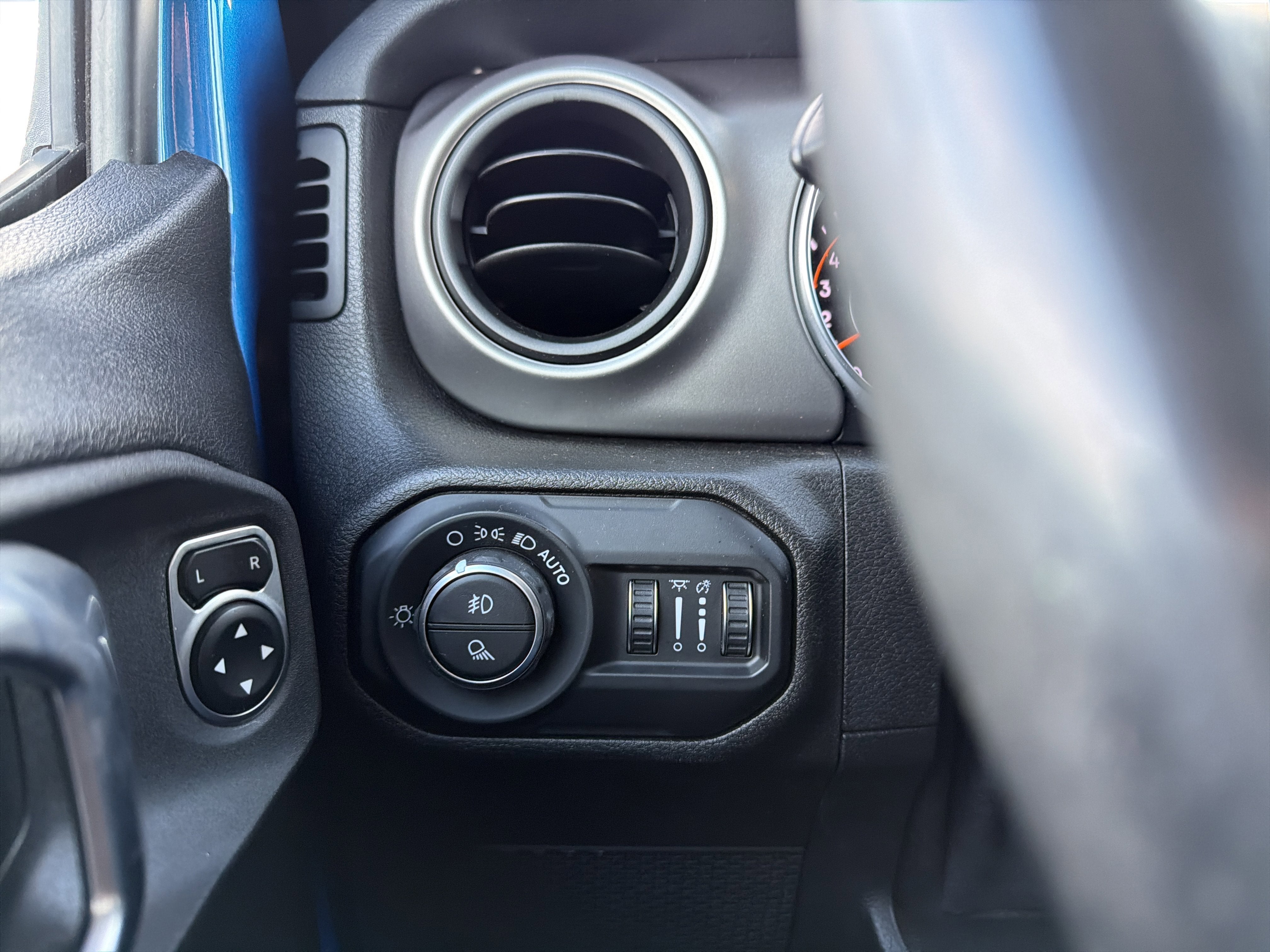 2020 Jeep Gladiator Sport S 4X4