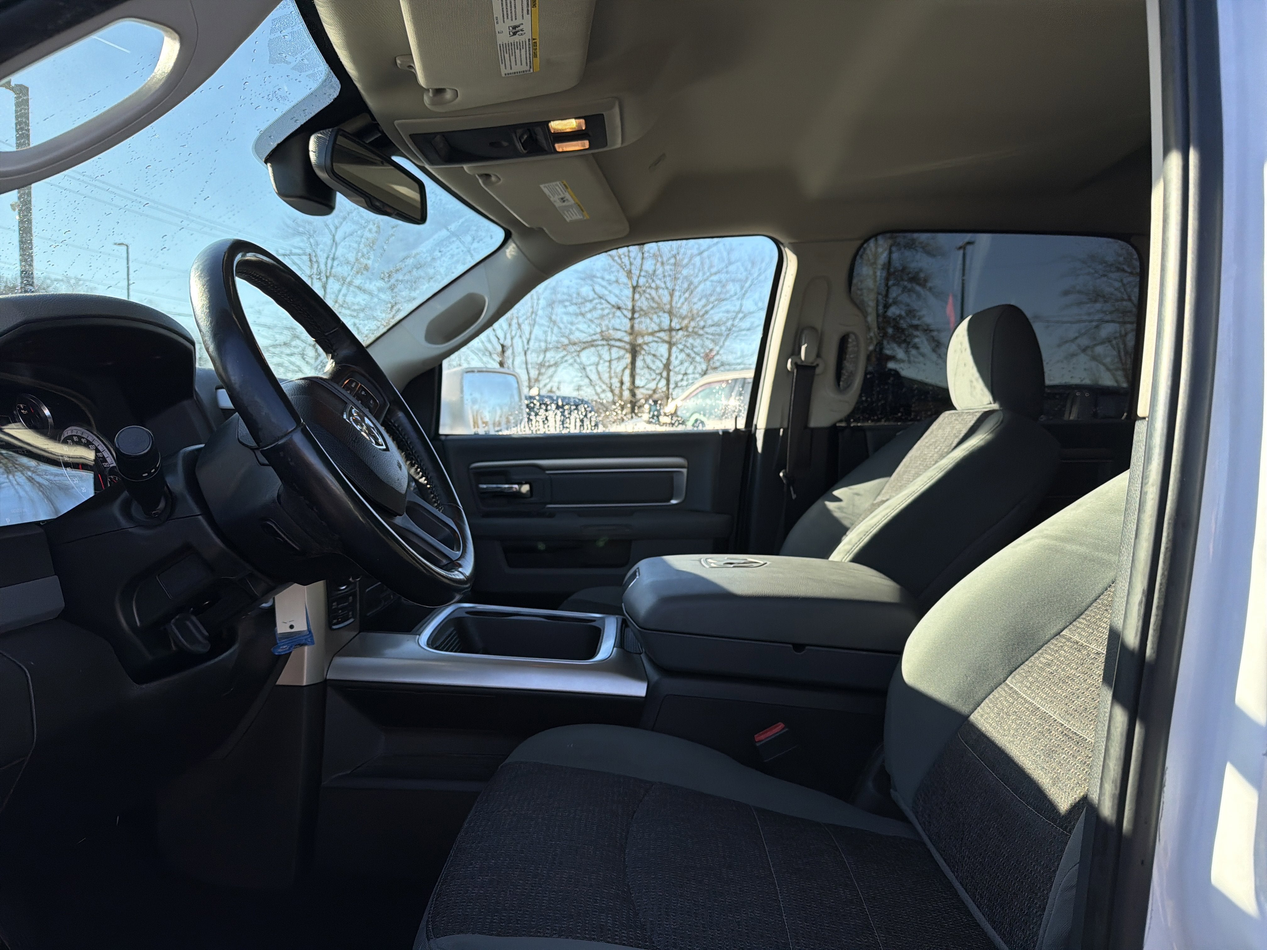 2018 RAM 1500 Big Horn Crew Cab 4x4 5'7" Box