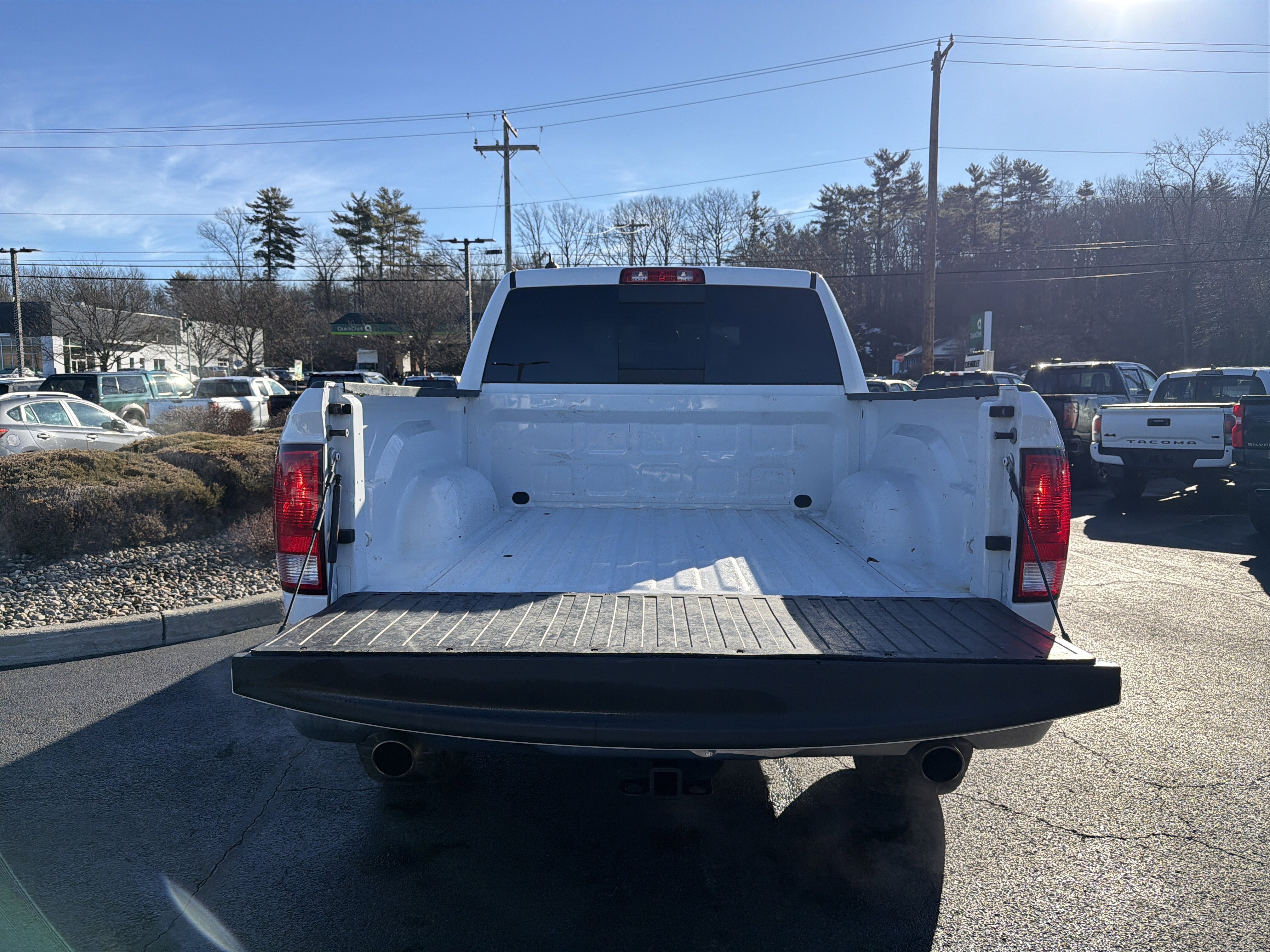 2018 RAM 1500 Big Horn Crew Cab 4x4 5'7" Box