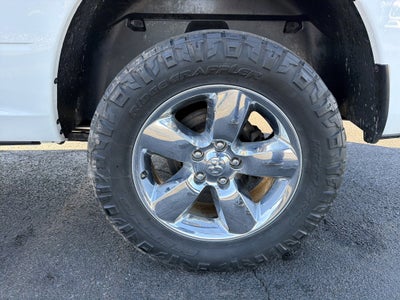 2018 RAM 1500 Big Horn Crew Cab 4x4 5'7" Box