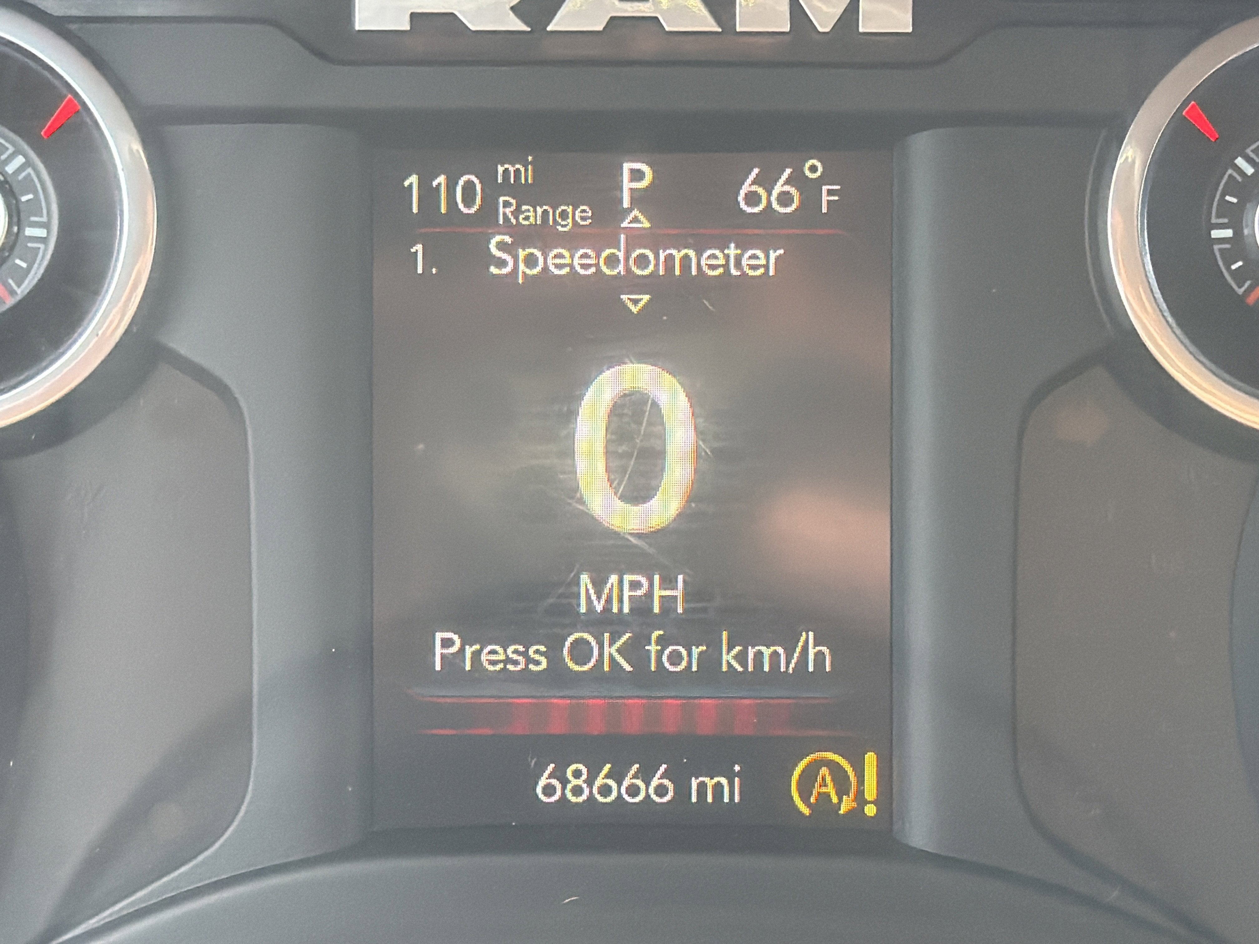 2020 RAM 1500 Big Horn Crew Cab 4x4 5'7" Box