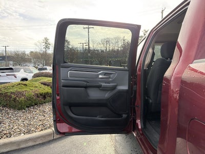 2020 RAM 1500 Big Horn Crew Cab 4x4 5'7" Box