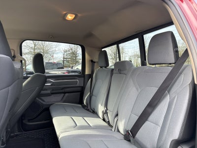 2020 RAM 1500 Big Horn Crew Cab 4x4 5'7" Box
