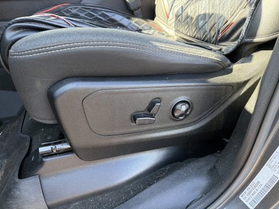 2020 RAM 1500 Big Horn Crew Cab 4x4 5'7" Box