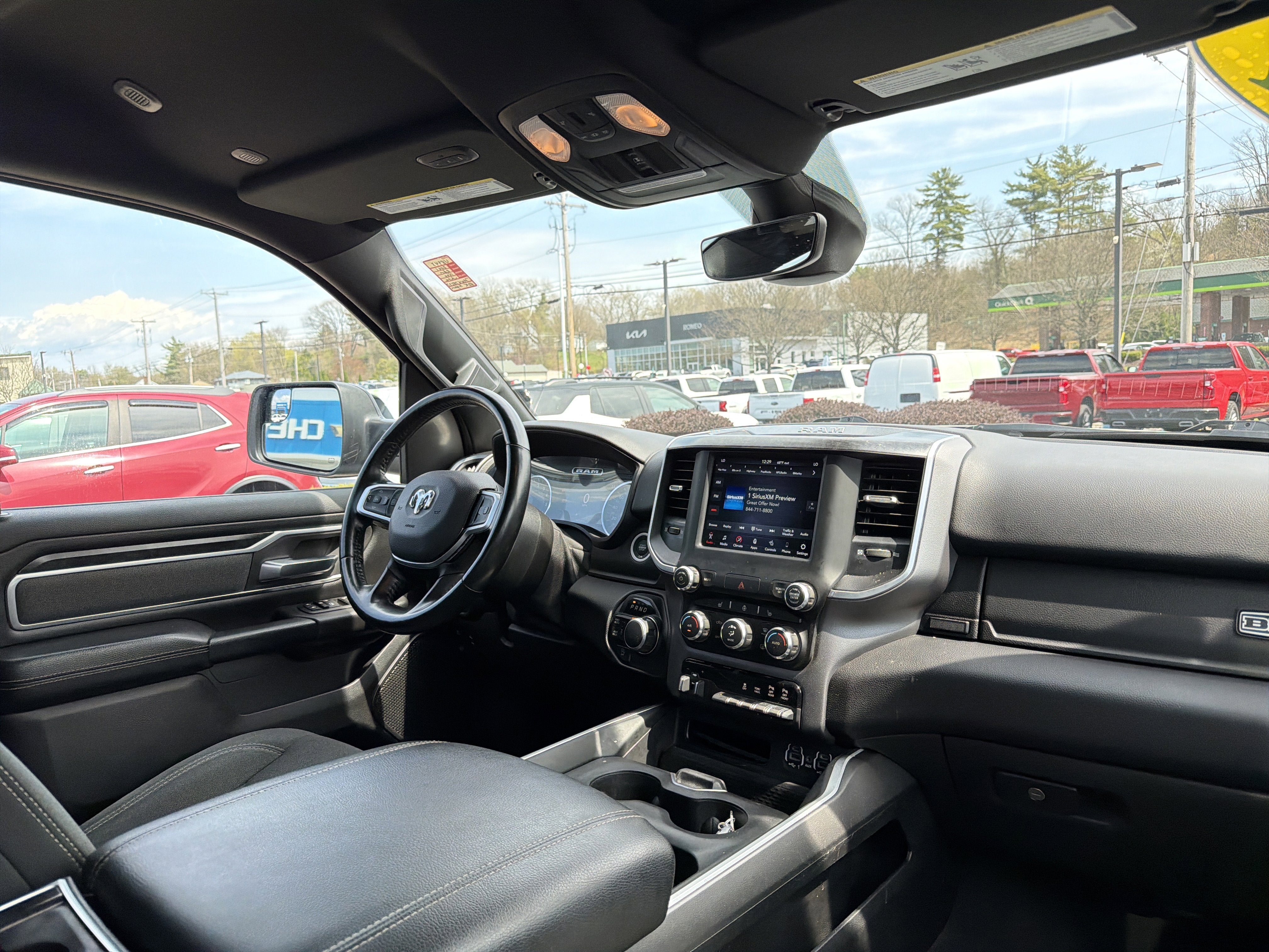 2021 RAM 1500 Big Horn Crew Cab 4x4 5'7" Box