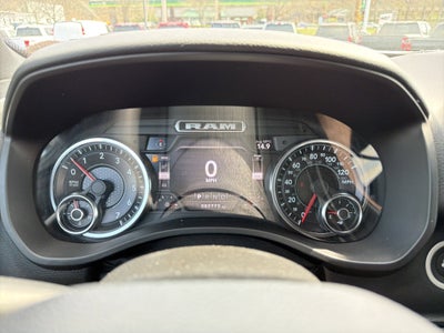 2021 RAM 1500 Big Horn Crew Cab 4x4 5'7" Box