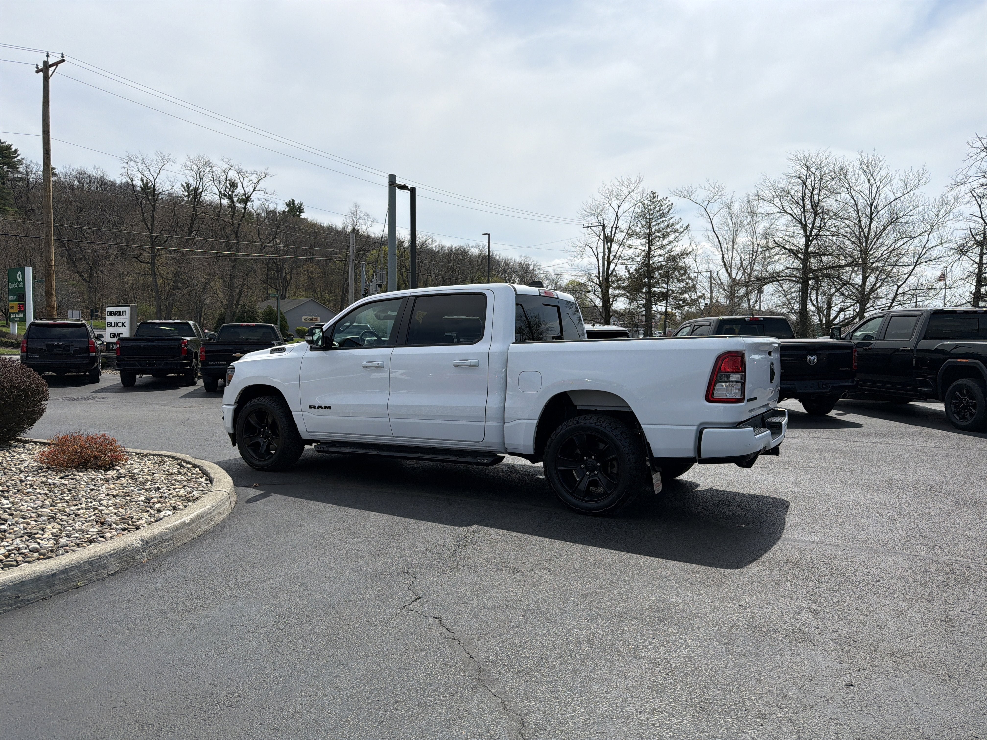 2021 RAM 1500 Big Horn Crew Cab 4x4 5'7" Box