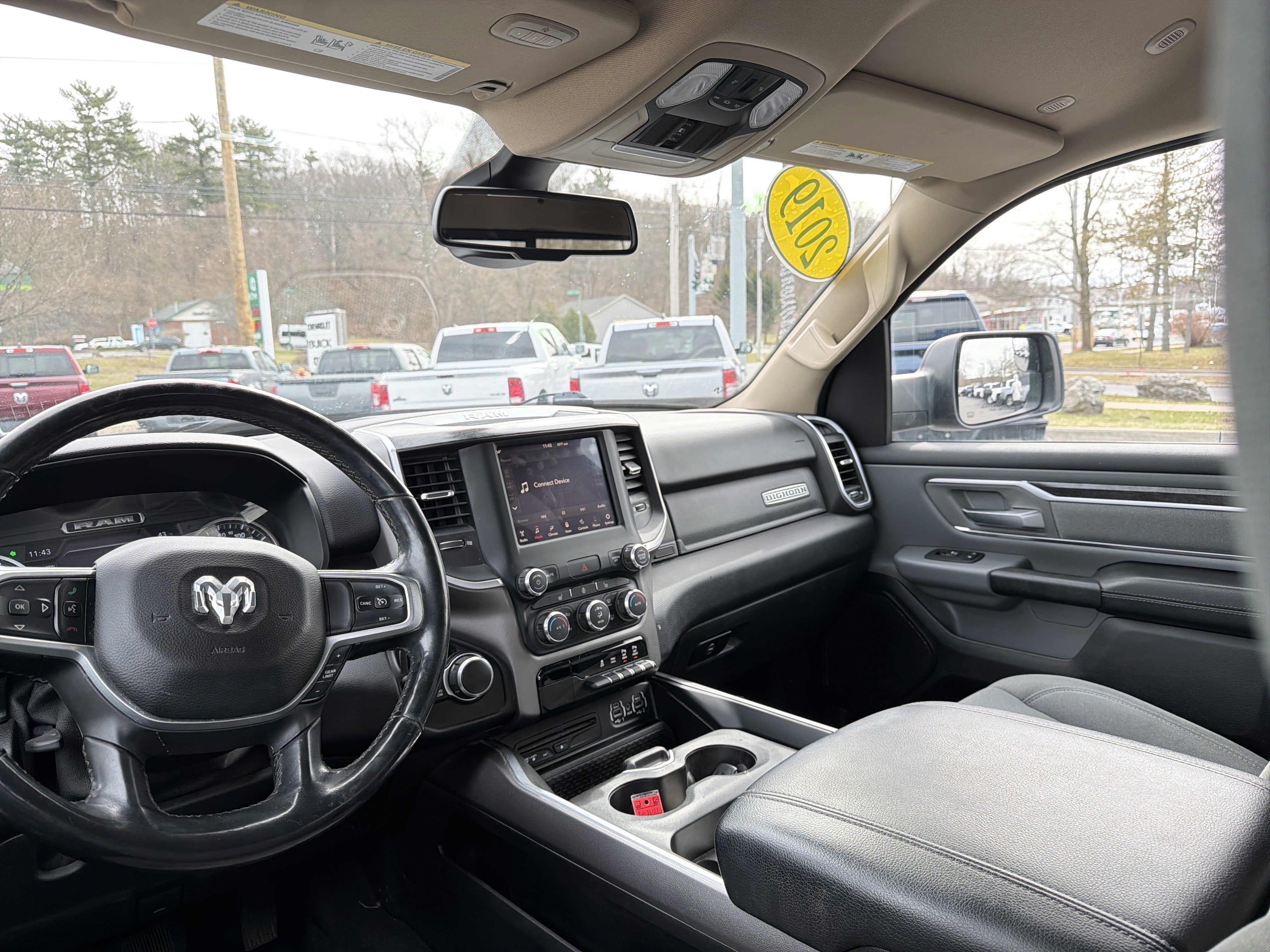 2019 RAM 1500 Big Horn/Lone Star Crew Cab 4x4 5'7" Box