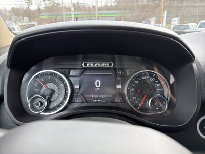 2019 RAM 1500 Big Horn/Lone Star Crew Cab 4x4 5'7" Box