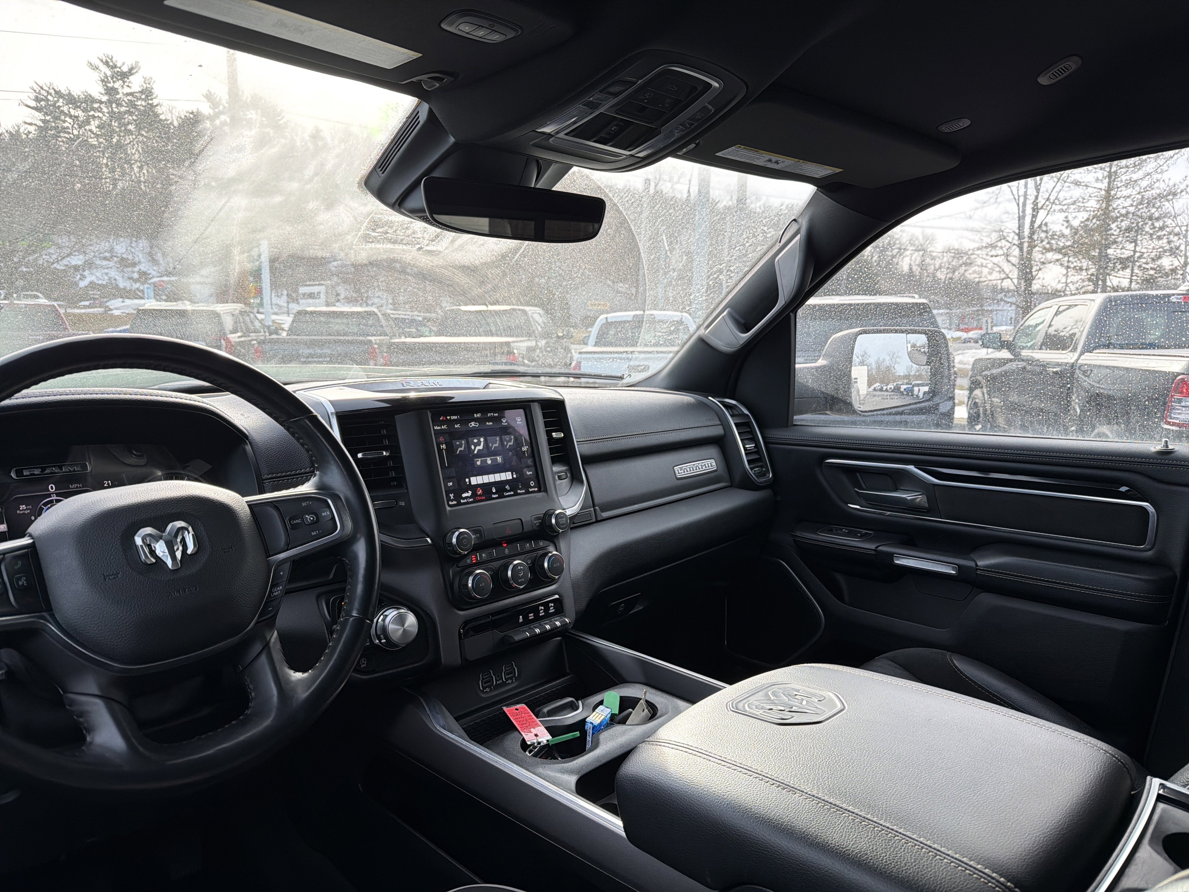 2021 RAM 1500 Laramie Crew Cab 4x4 6'4" Box