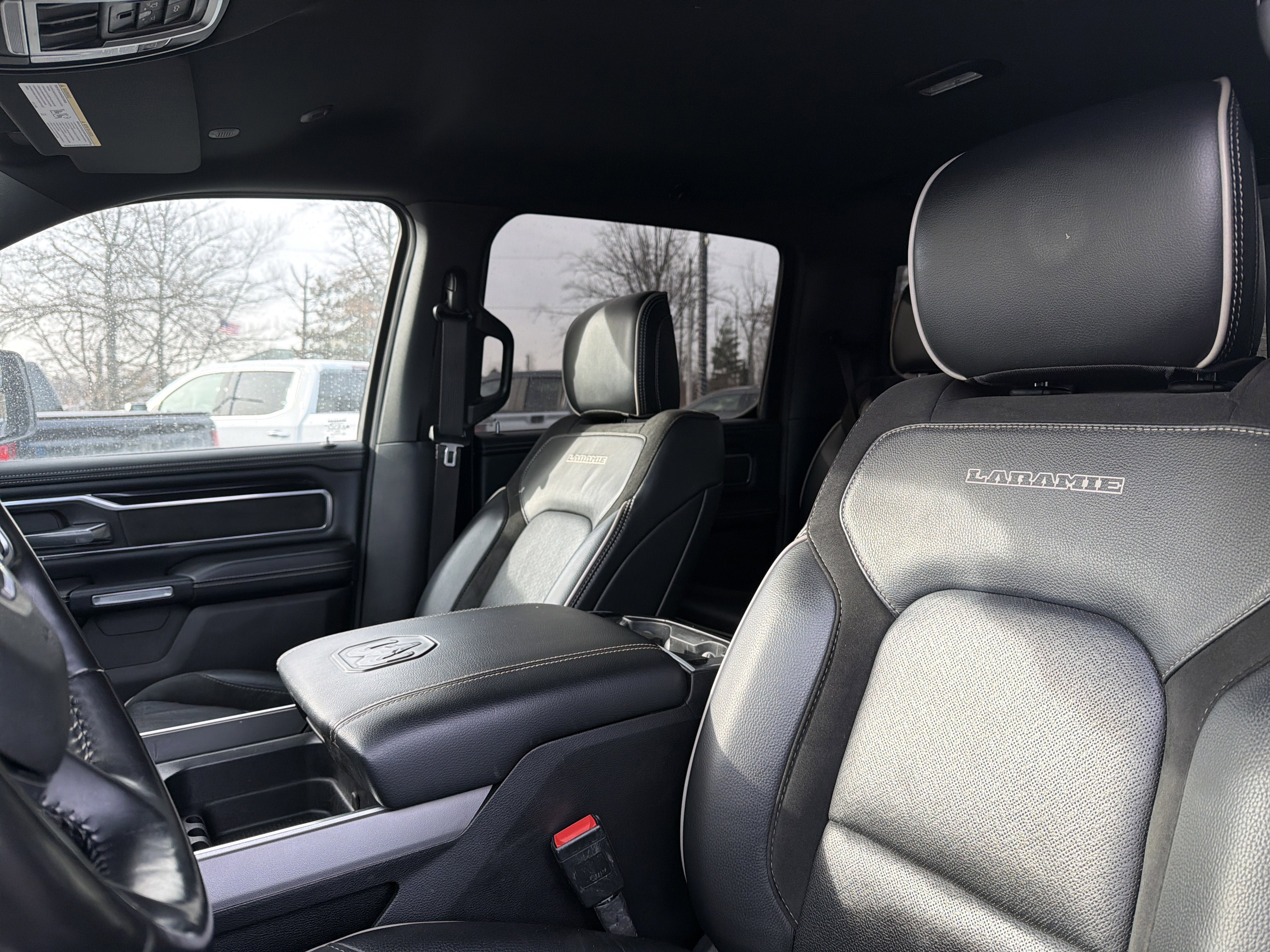 2021 RAM 1500 Laramie Crew Cab 4x4 6'4" Box