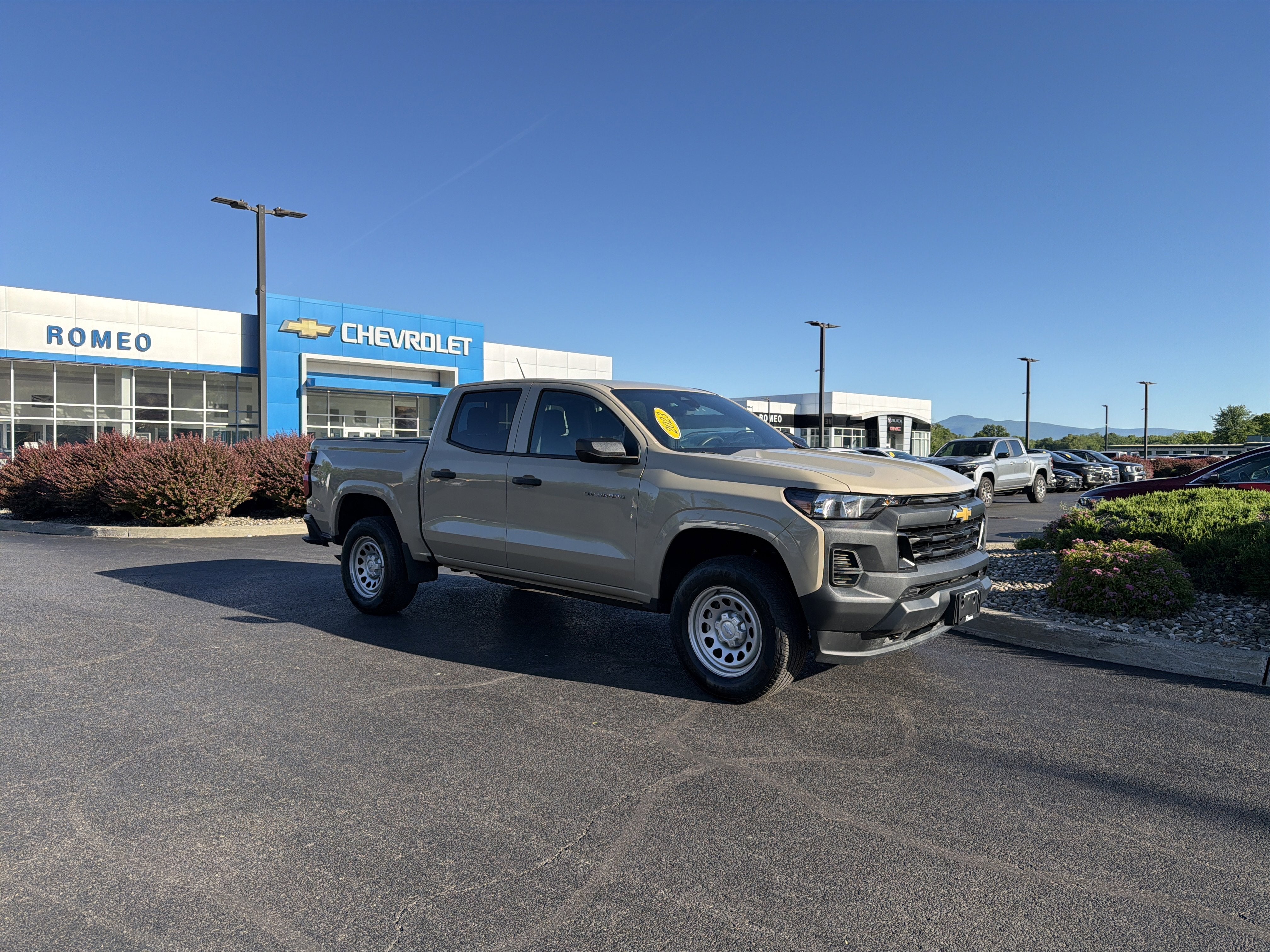 2023 Chevrolet Colorado WT