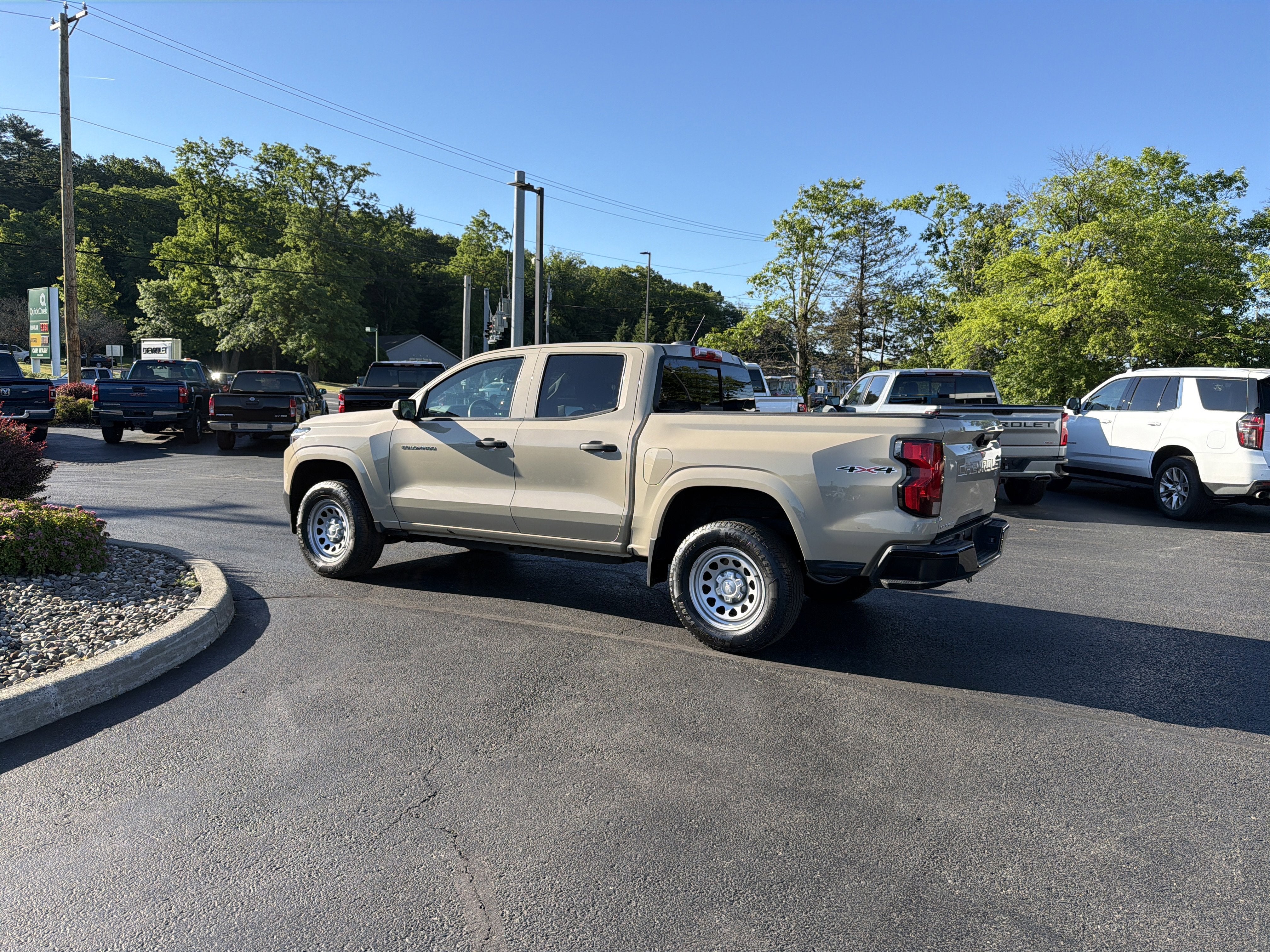 2023 Chevrolet Colorado WT