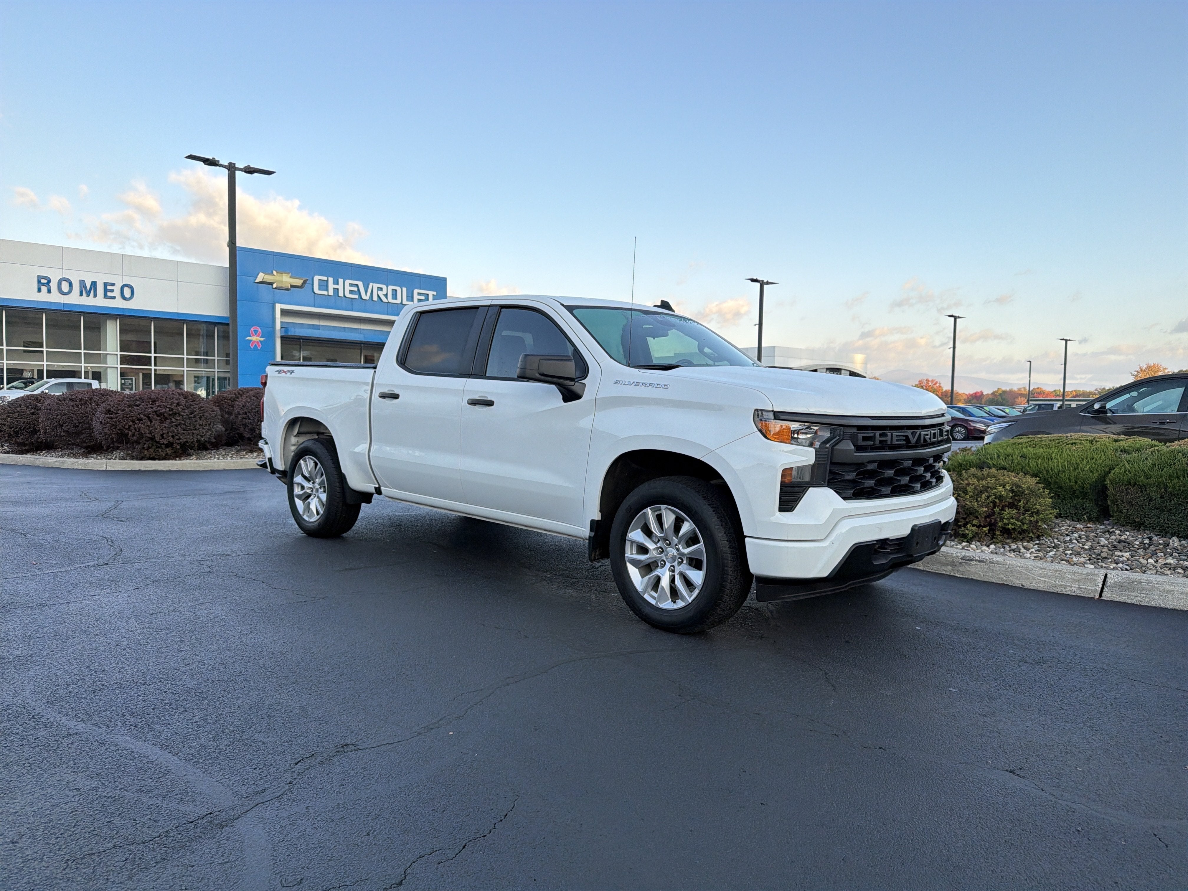 2023 Chevrolet Silverado 1500 Custom