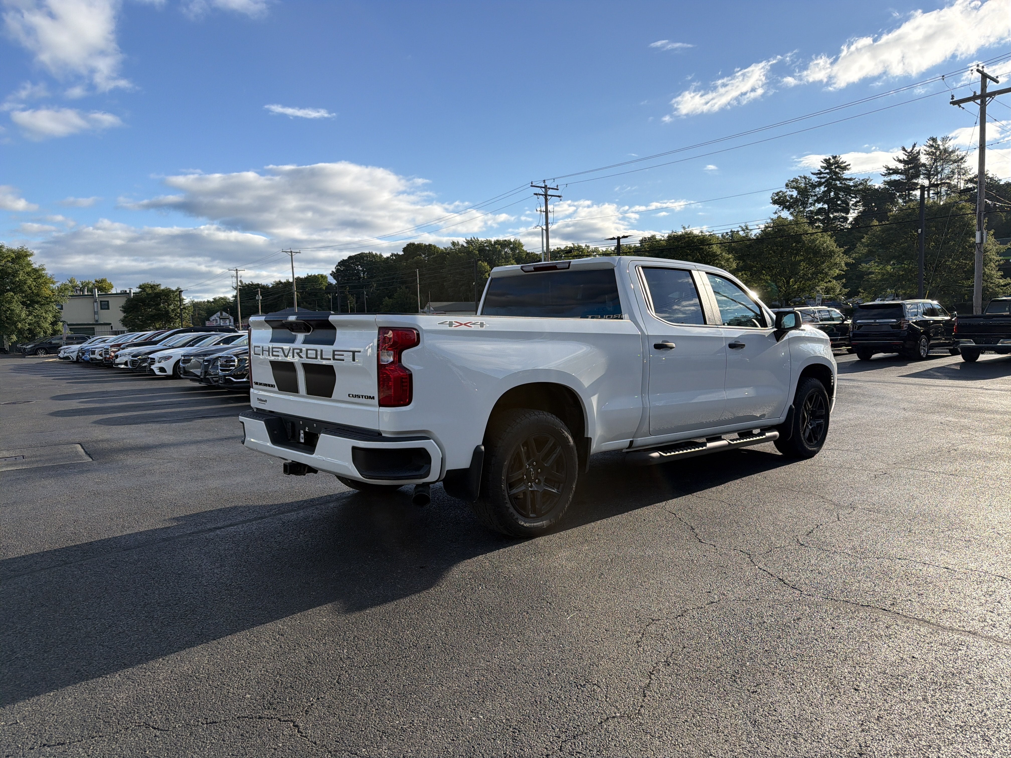 2023 Chevrolet Silverado 1500 Custom