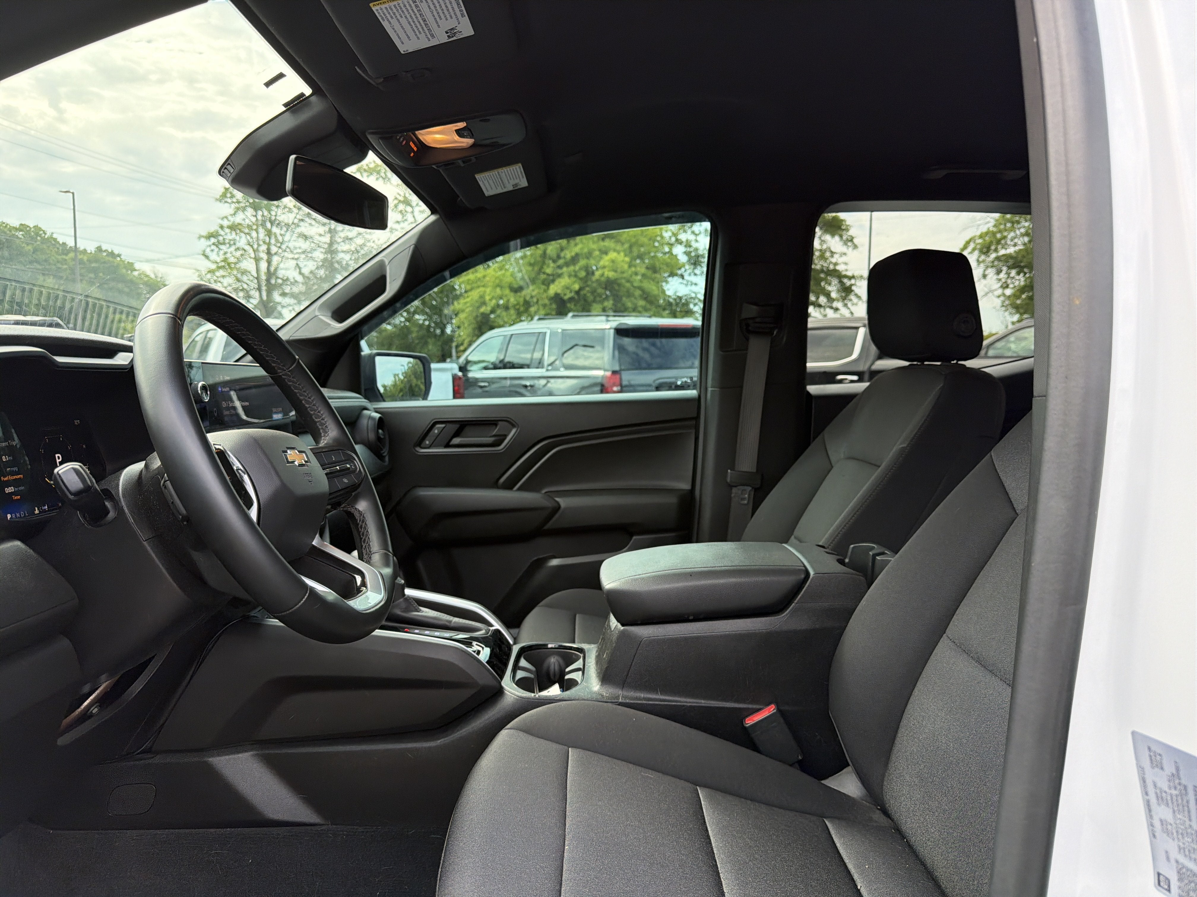2025 Chevrolet Colorado WT/LT