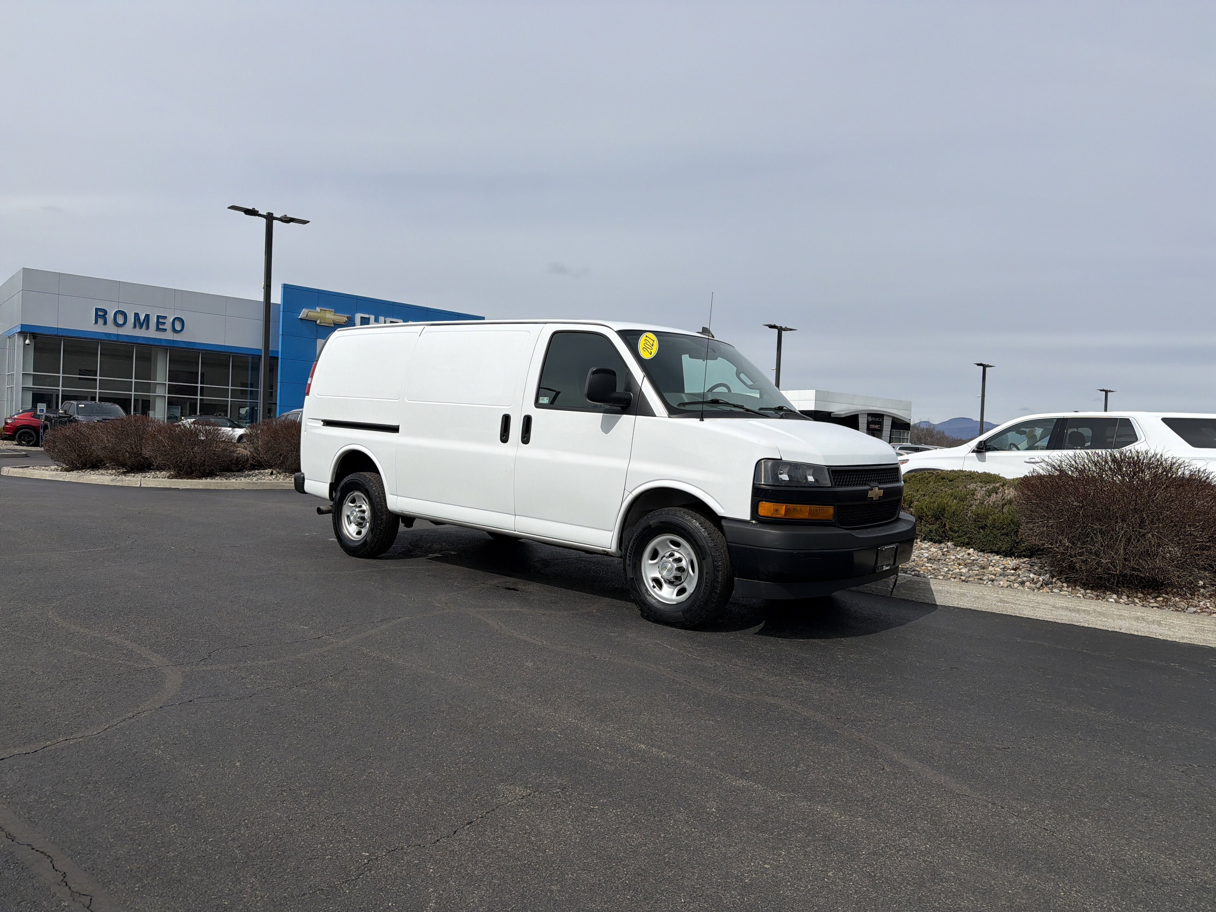 2021 Chevrolet Express Cargo 3500 WT
