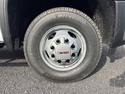 2025 GMC Sierra 3500 HD Chassis Cab Pro