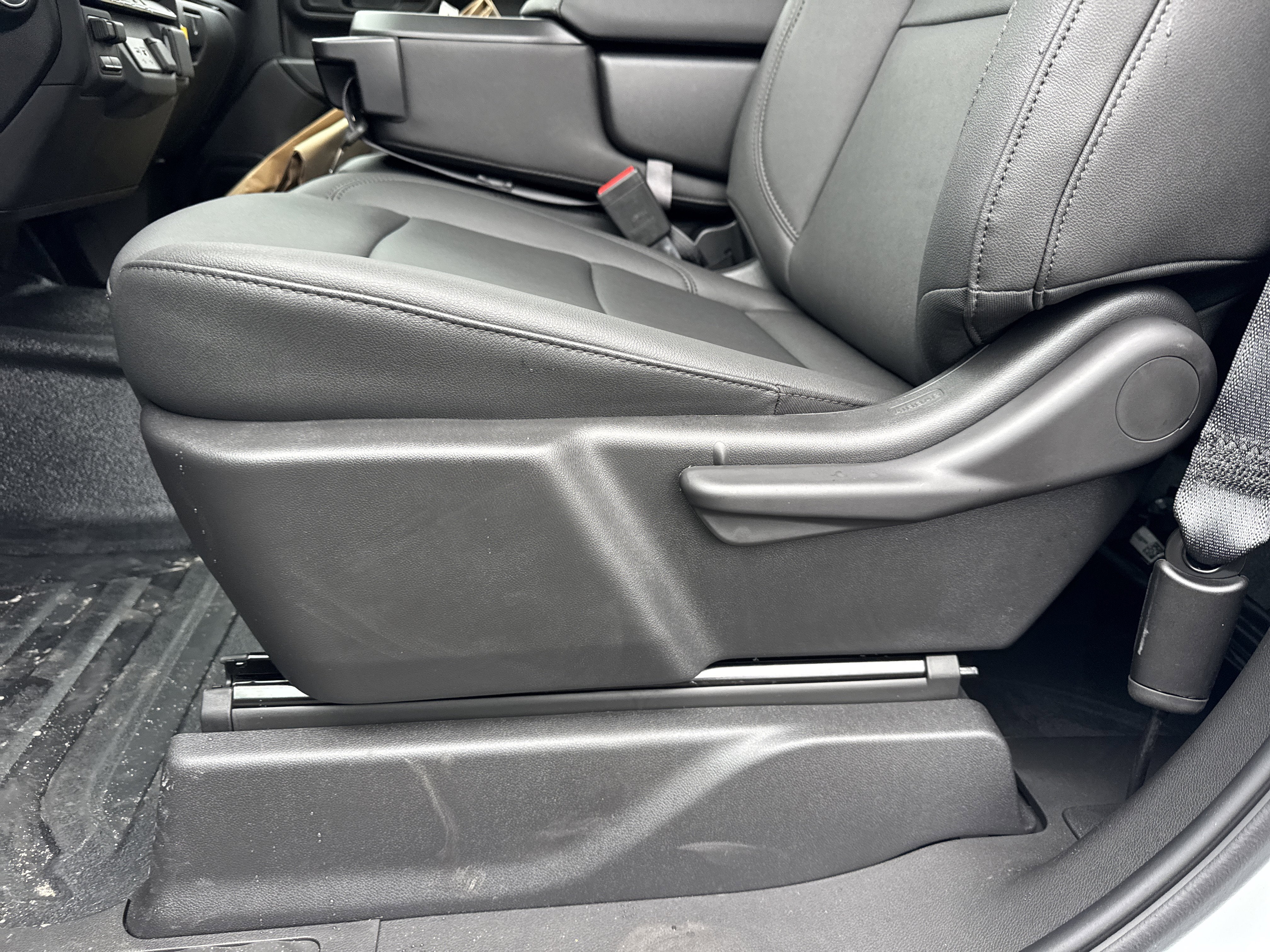 2025 GMC Sierra 3500 HD Chassis Cab Pro