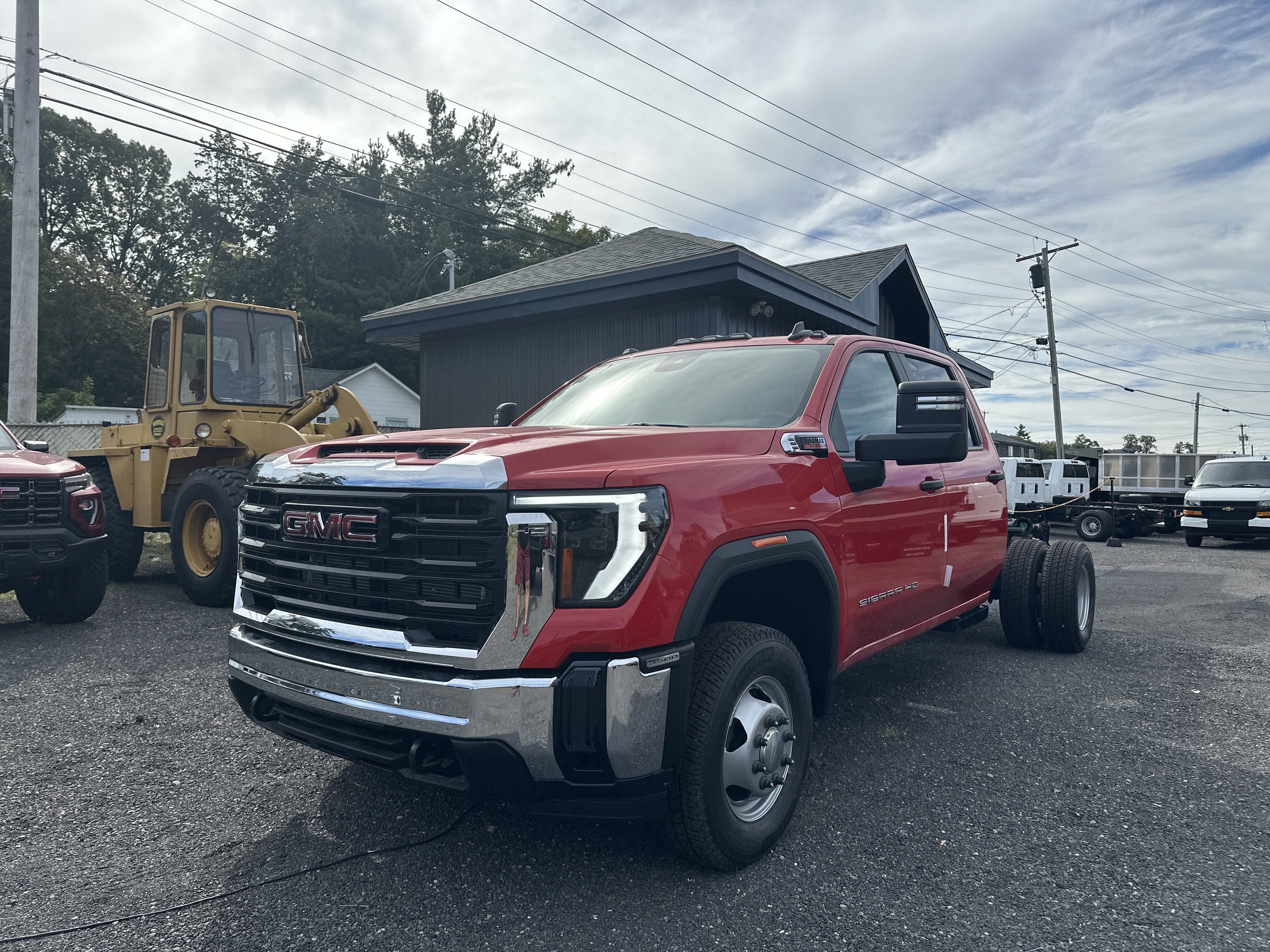 2025 GMC Sierra 3500 HD Chassis Cab Pro