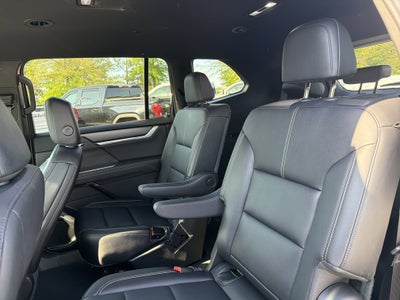 2024 GMC Acadia Elevation
