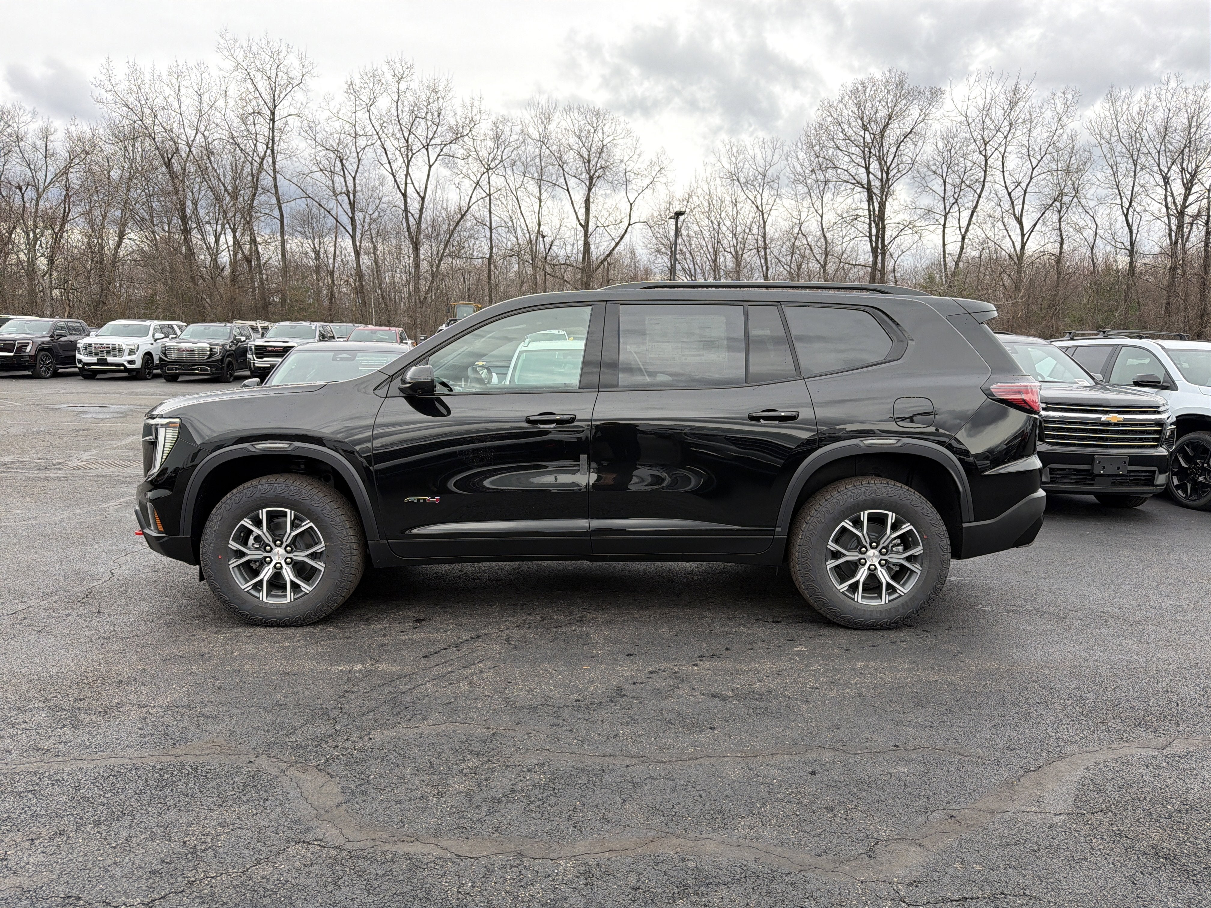 2026 GMC Acadia AT4