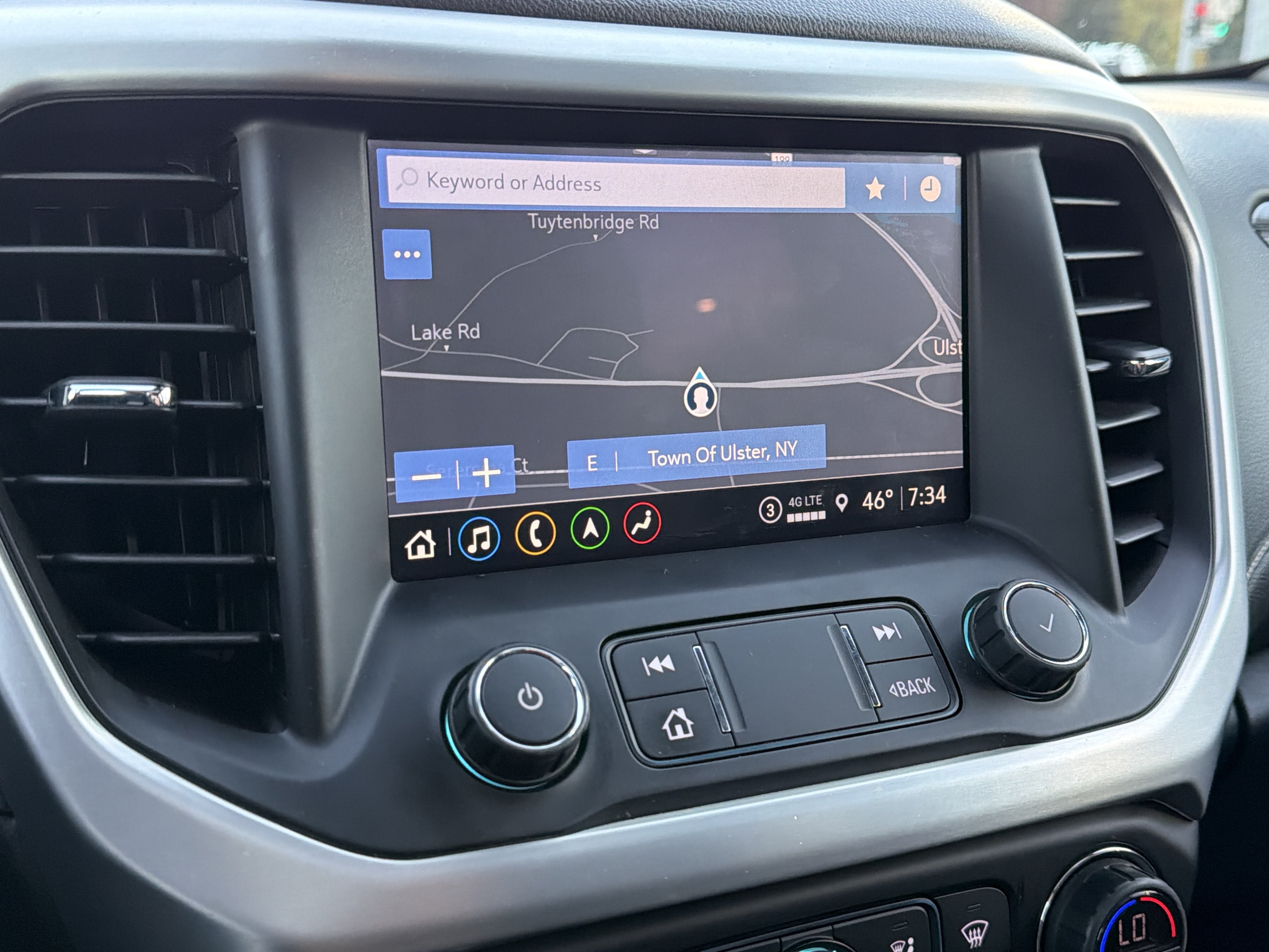 2021 GMC Acadia SLT