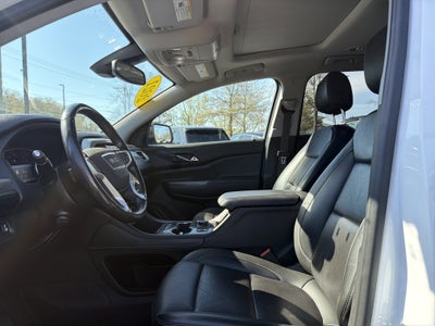 2021 GMC Acadia SLT