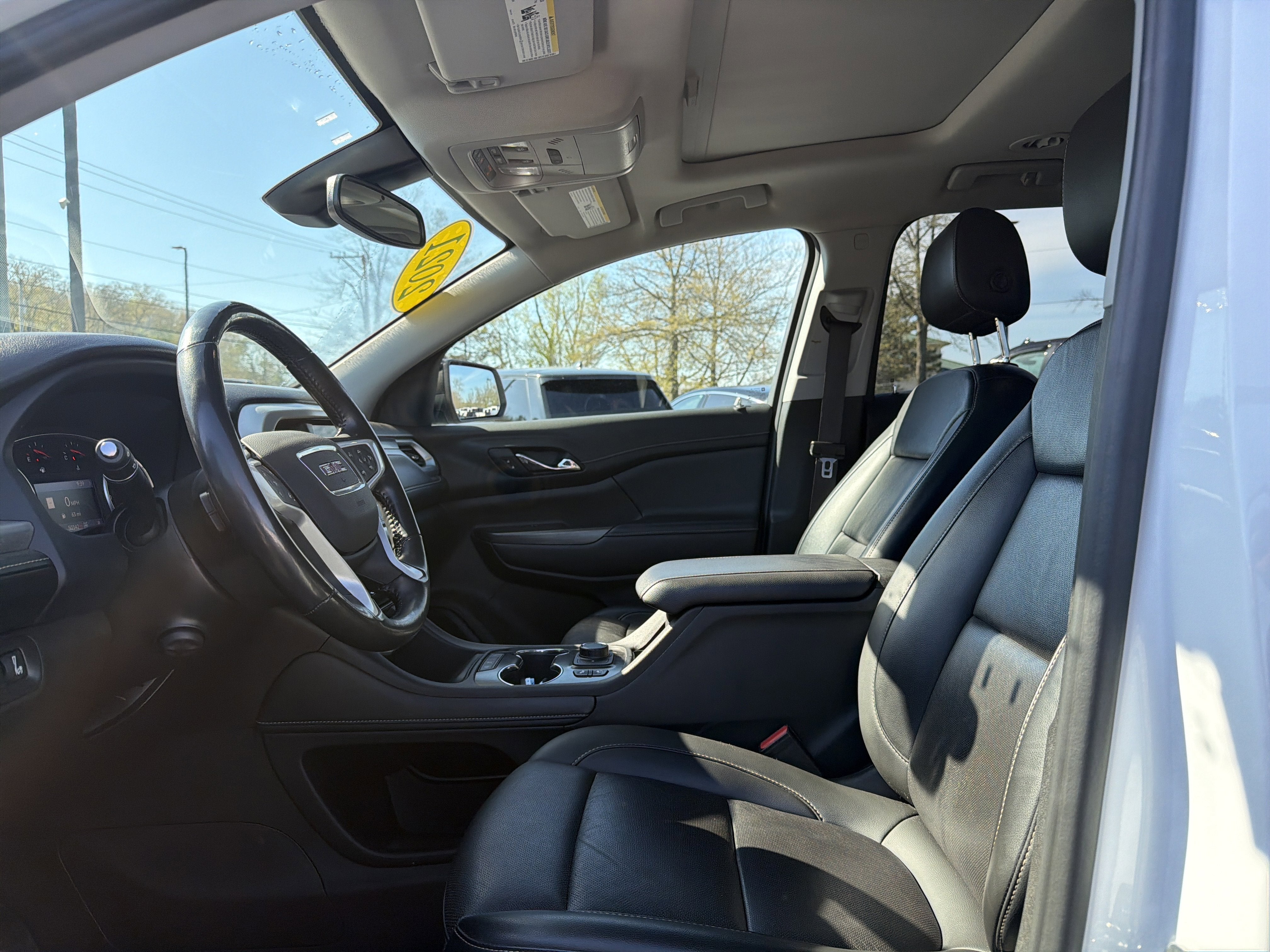 2021 GMC Acadia SLT