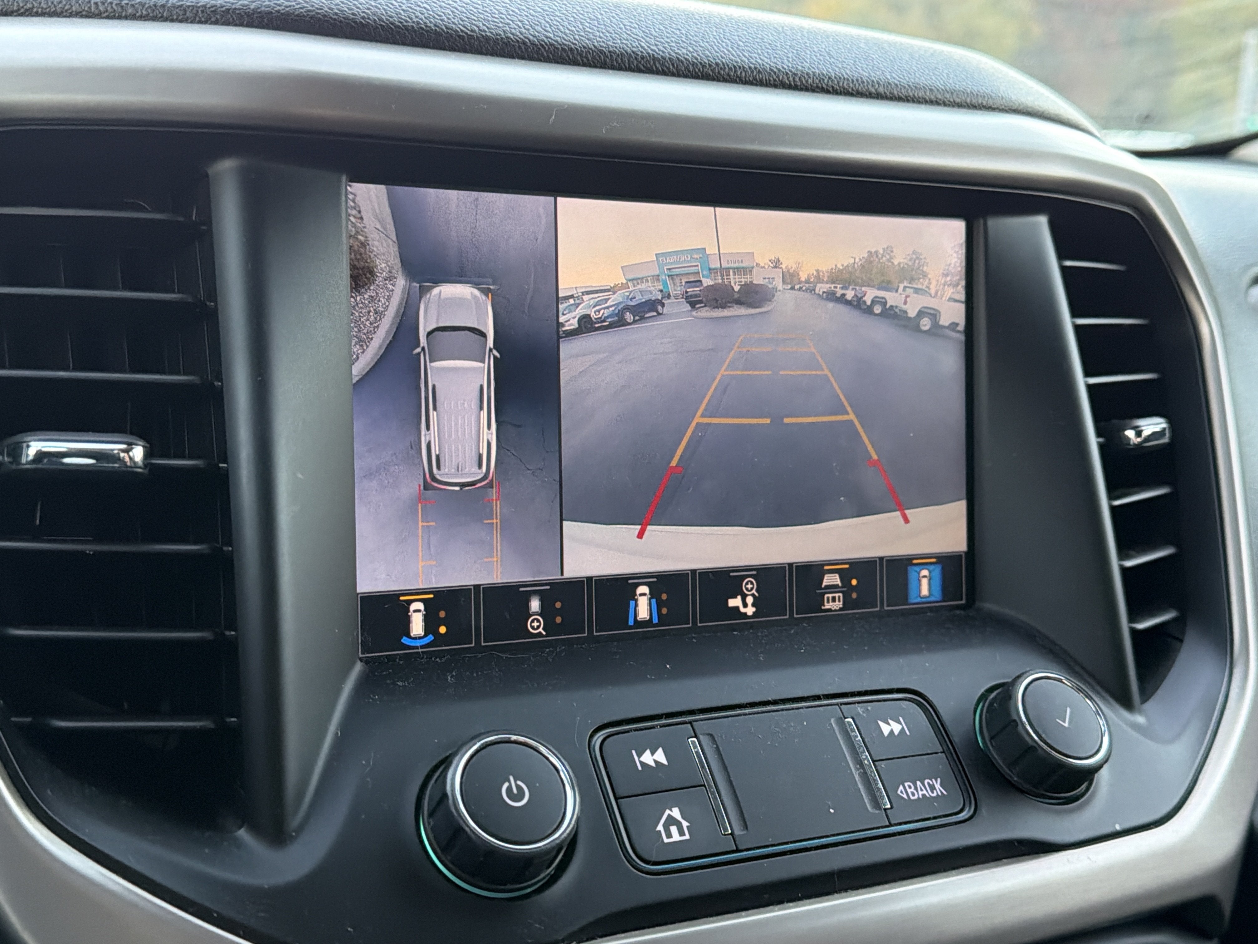 2021 GMC Acadia Denali