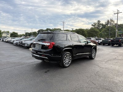 2023 GMC Acadia Denali