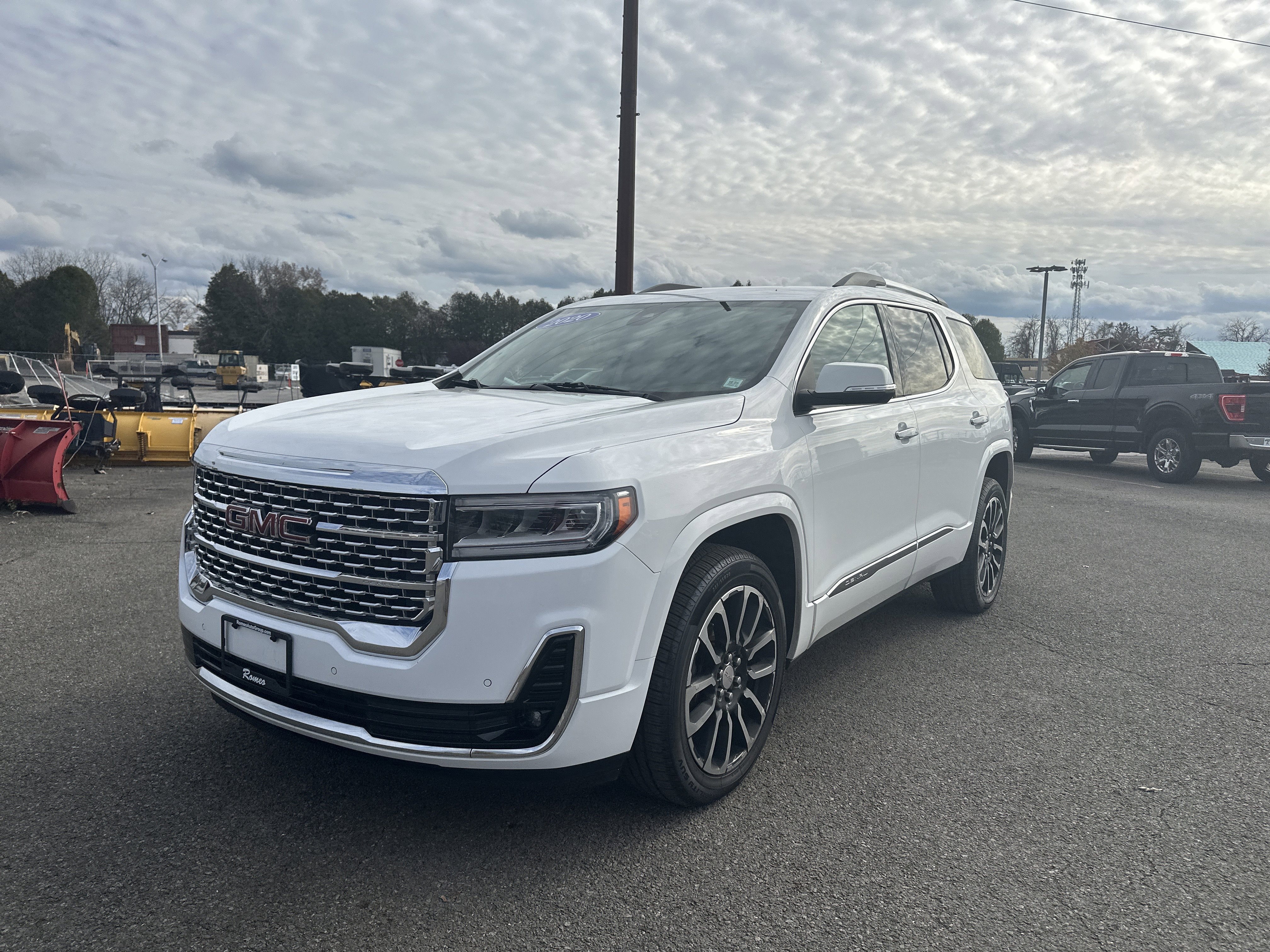 2020 GMC Acadia Denali