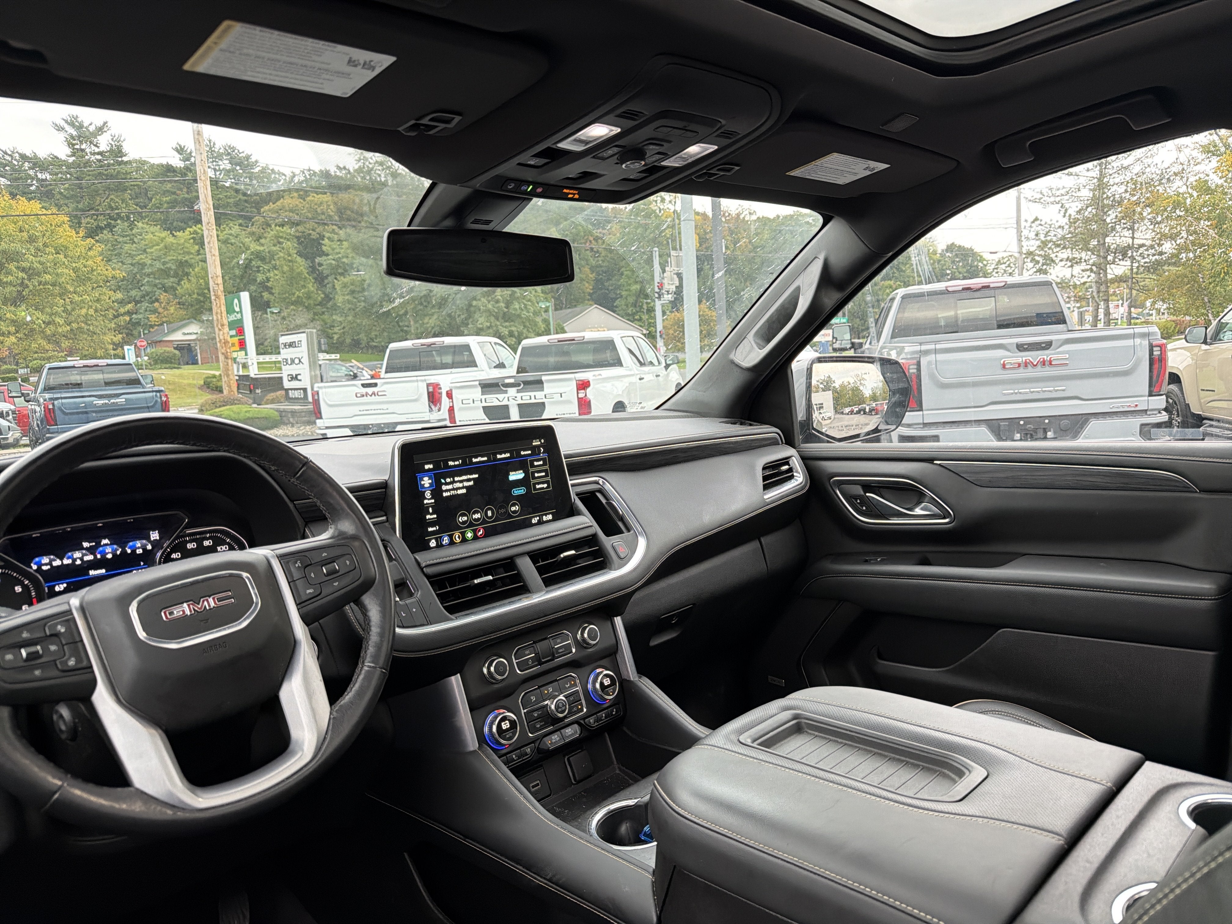 2021 GMC Yukon SLT