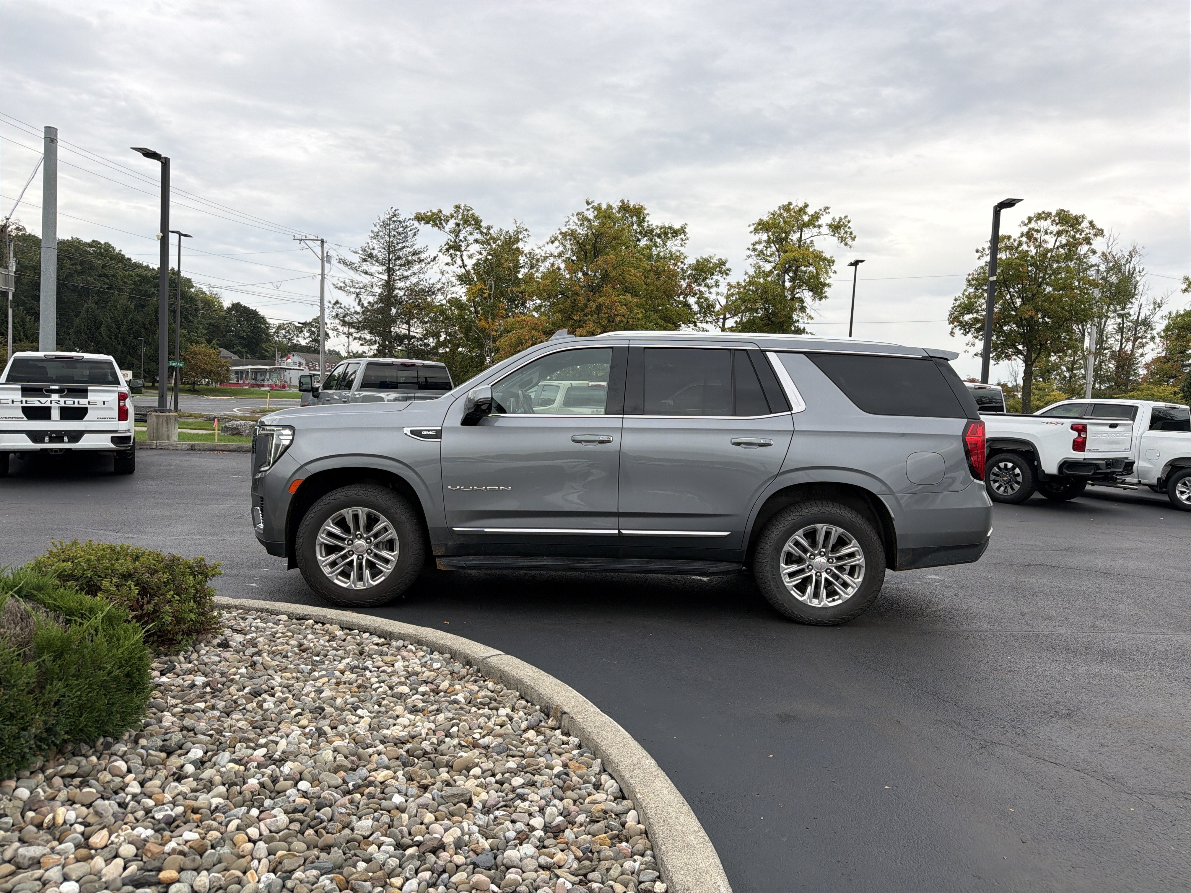 2021 GMC Yukon SLT