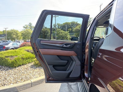 2023 GMC Yukon Denali Ultimate
