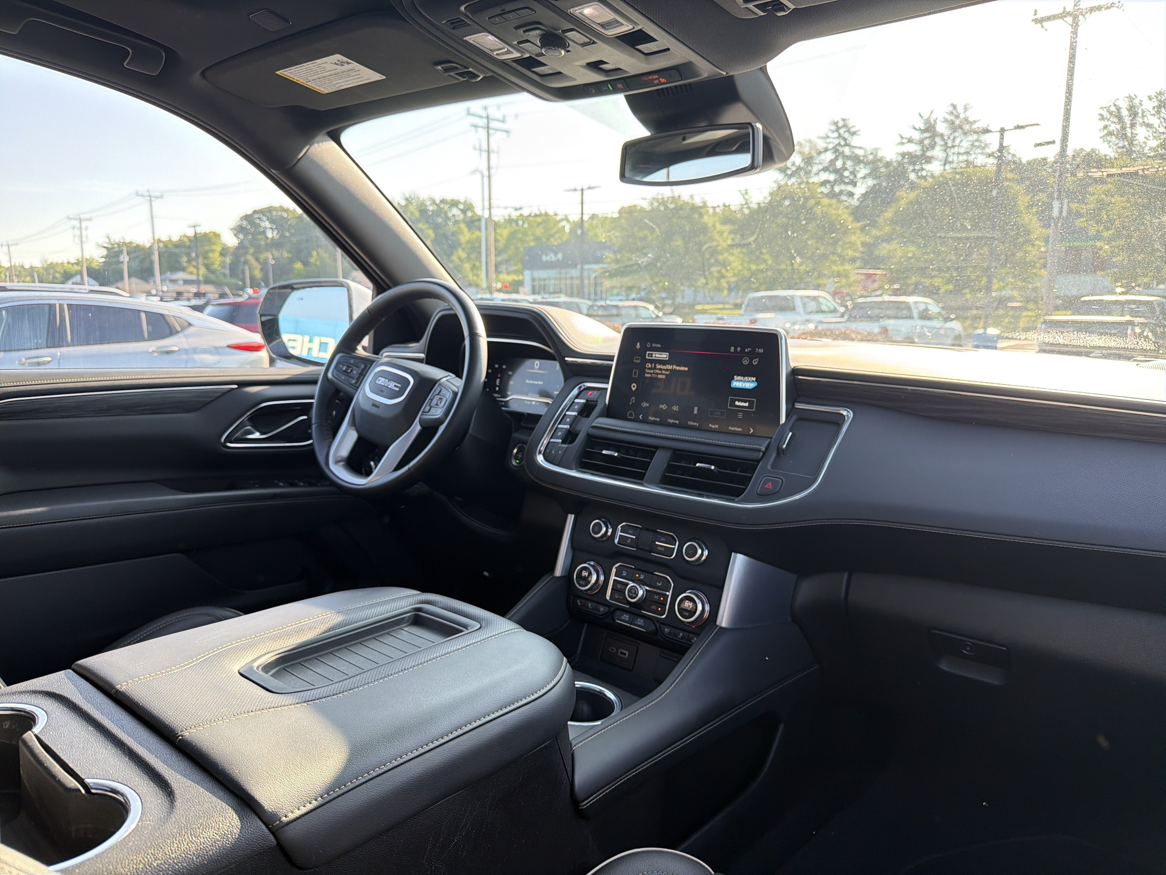 2023 GMC Yukon XL SLT