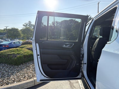 2023 GMC Yukon XL SLT