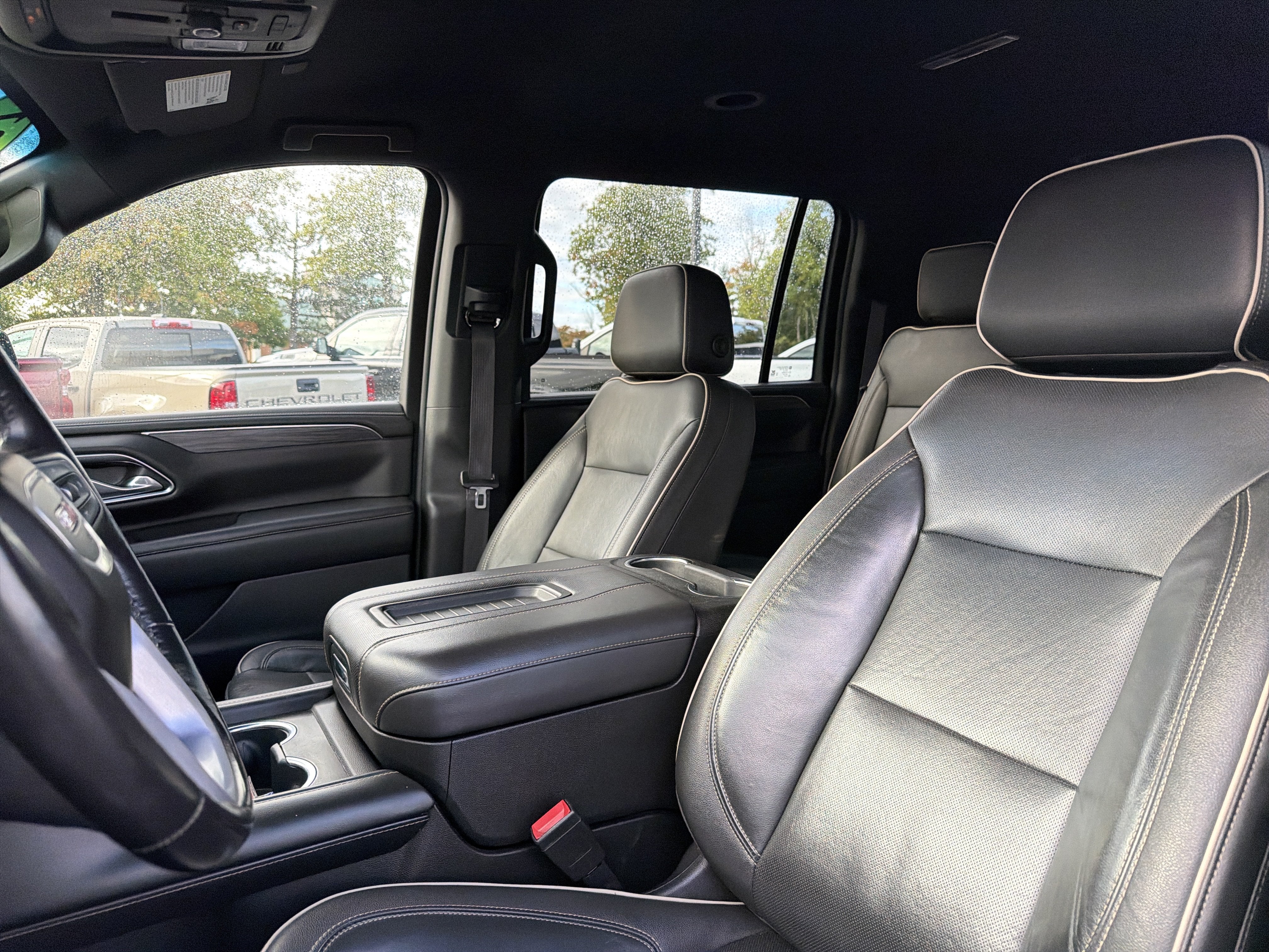 2021 GMC Yukon XL SLT