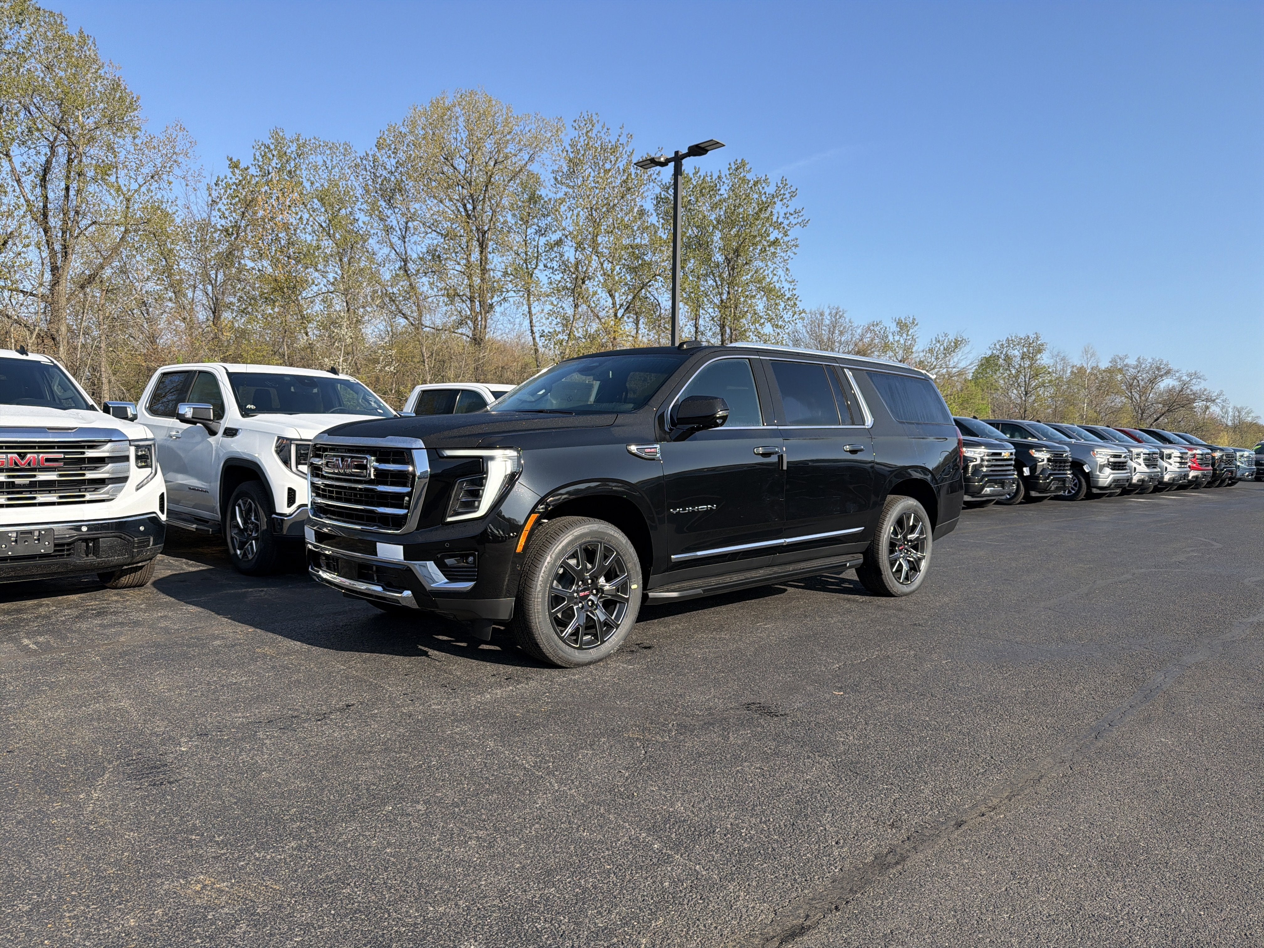 2026 GMC Yukon XL Elevation